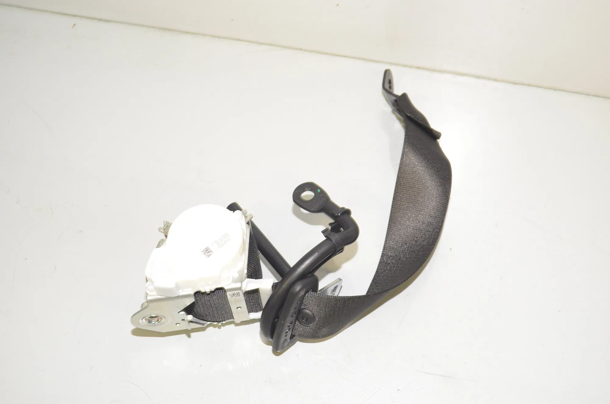 Rear Left Seatbelt – OEM 7305643 · BMW i3 (I01) Electric 2019 – 3