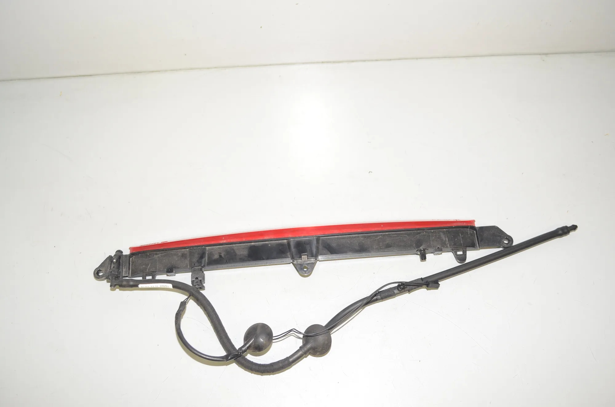 Rear Third Brake Stop Light – OEM 7304040 · BMW i3 (I01) Electric 2019 – 3