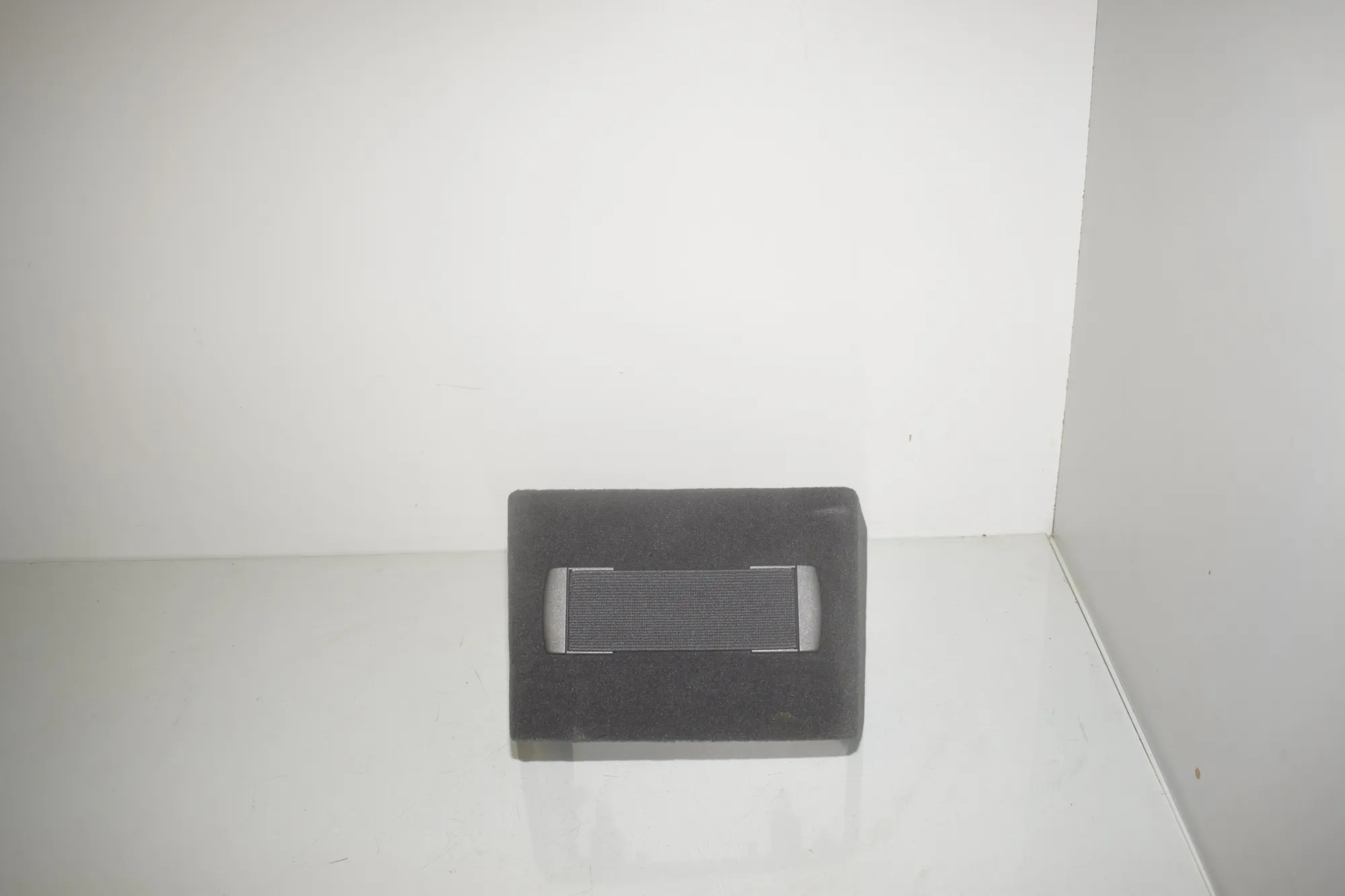Center Console Trim – OEM 9387175 · BMW i3 (I01) Electric 2019