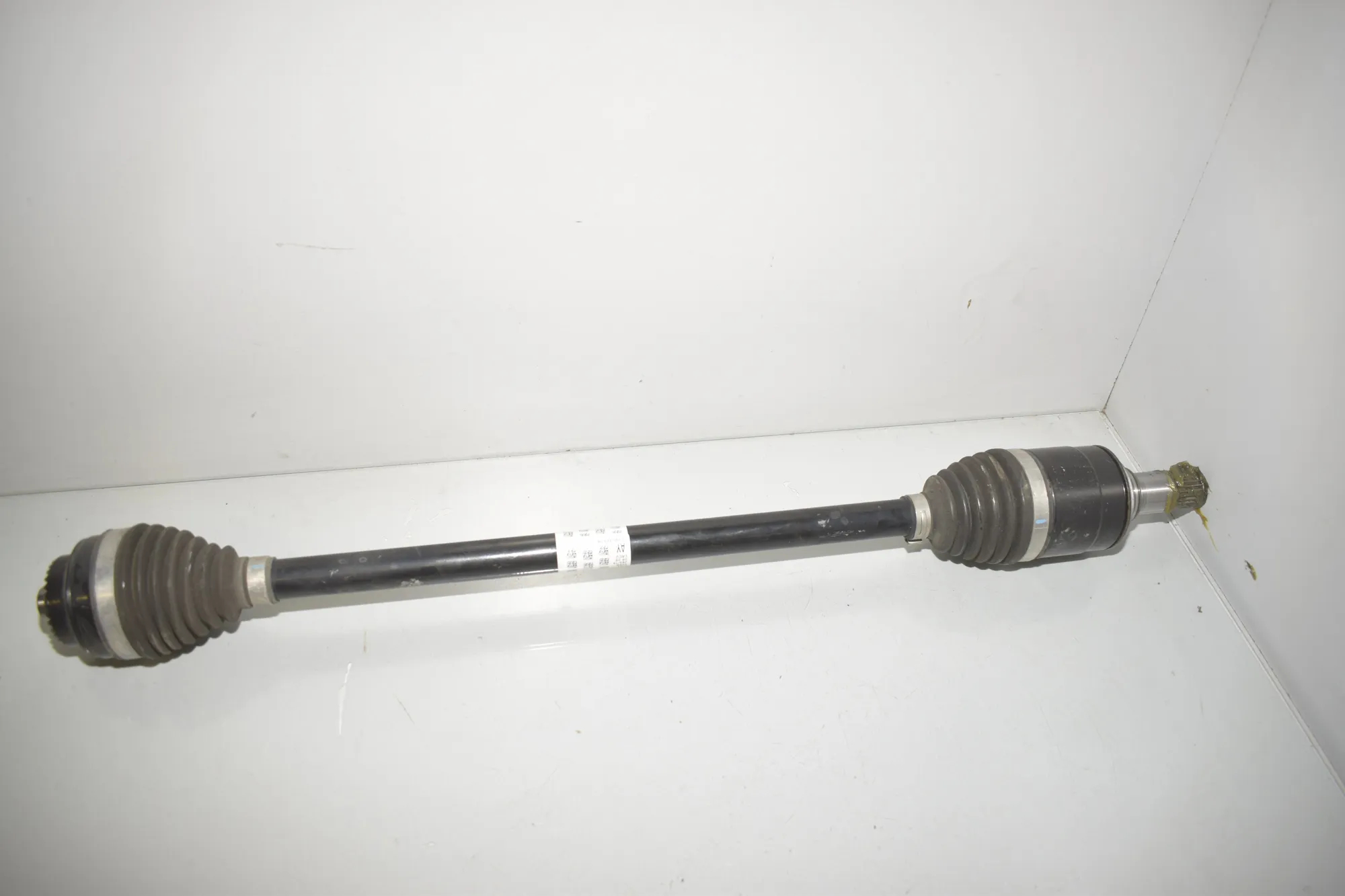 Rear Left Driveshaft – OEM 7646869 · BMW 2 Active Tourer (F45) 225 xe 2018 – 2