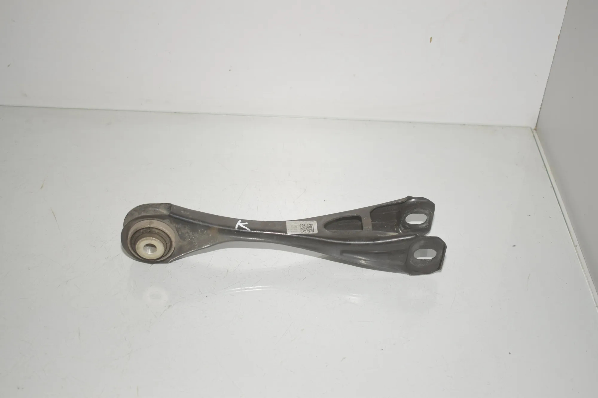 Rear Left Control Arm – OEM 6852269 · BMW i3 (I01) Electric 2019 – 3