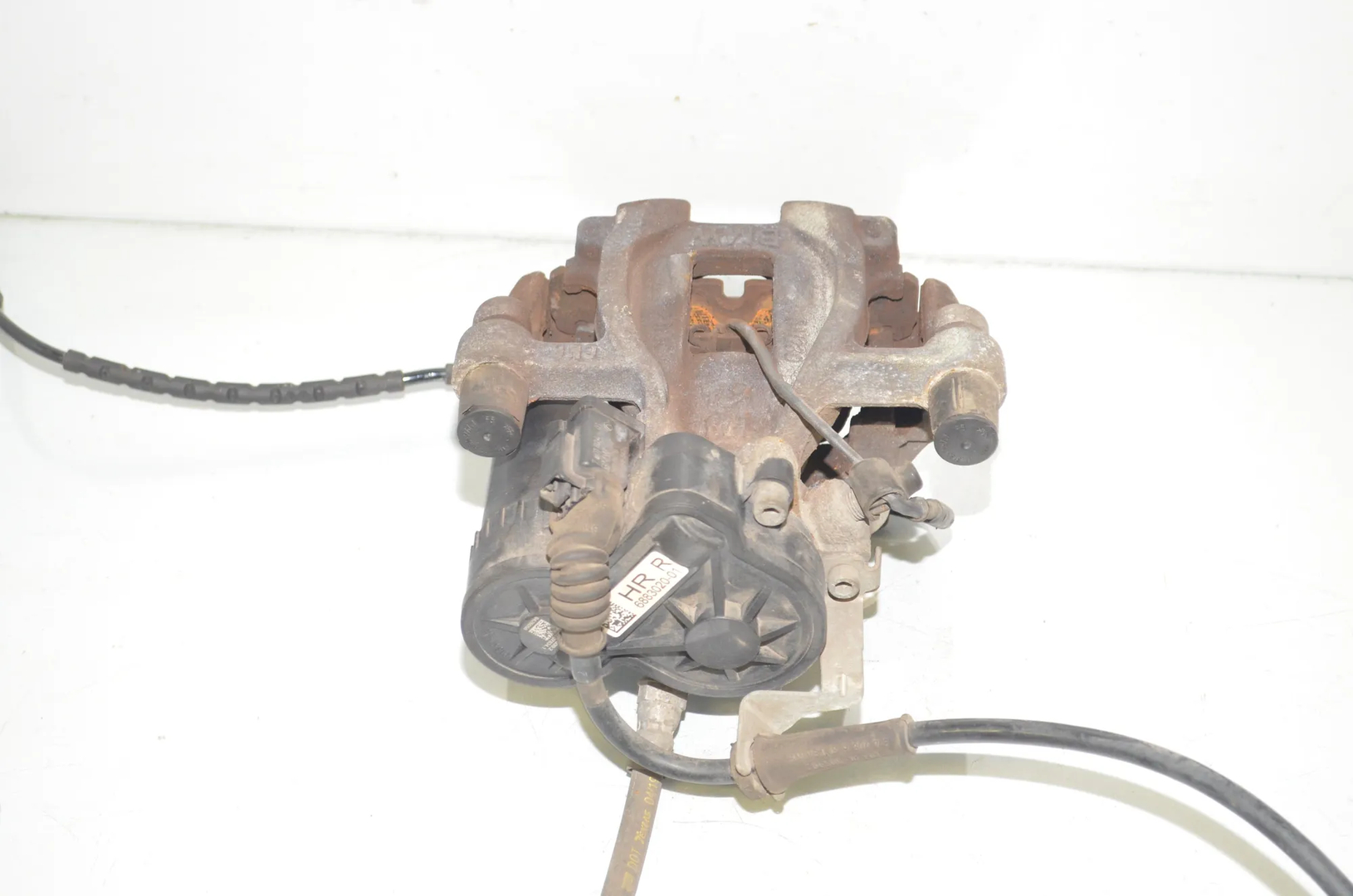 Rear Right Brake Caliper – OEM 6883020 · BMW i3 (I01) Electric 2019 – 2