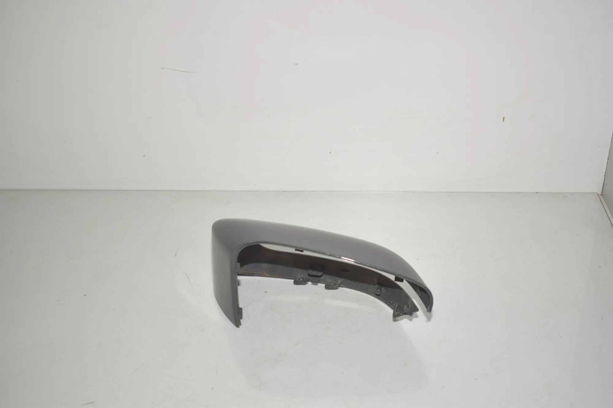 Front Right Mirror Trim – OEM 8491604 · BMW 3 (G20, G28) BMW 3 (G20, G28) 3 (G20) 318 d 2022 – 3