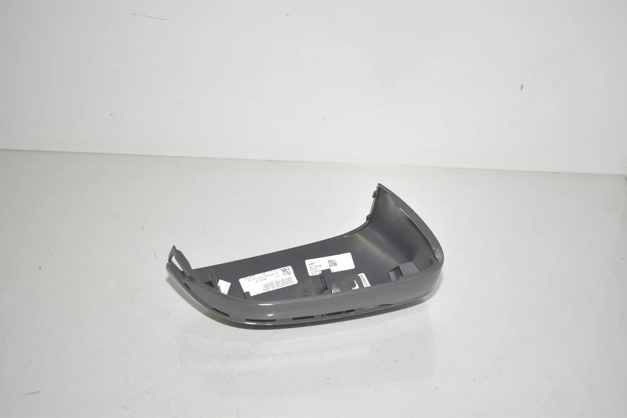 Front Left Mirror Trim – OEM 8491603 · BMW 3 (G20, G28) BMW 3 (G20, G28) 3 (G20) 318 d 2022 – 4