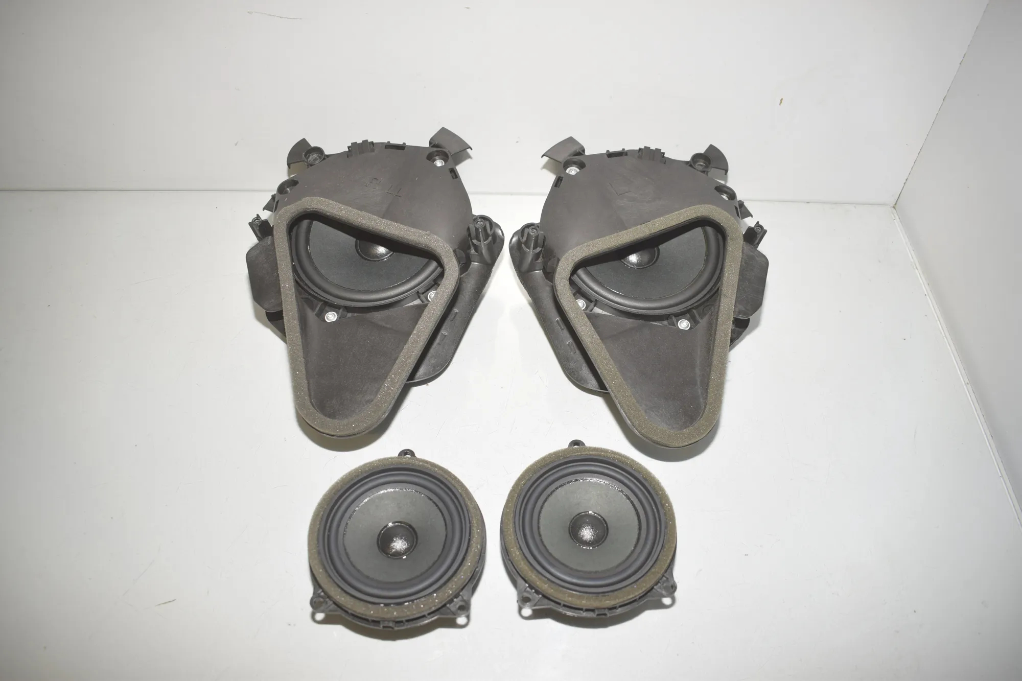 Sound Audio System Set – OEM 9274700 · BMW i3 (I01) Electric 2019 – 2