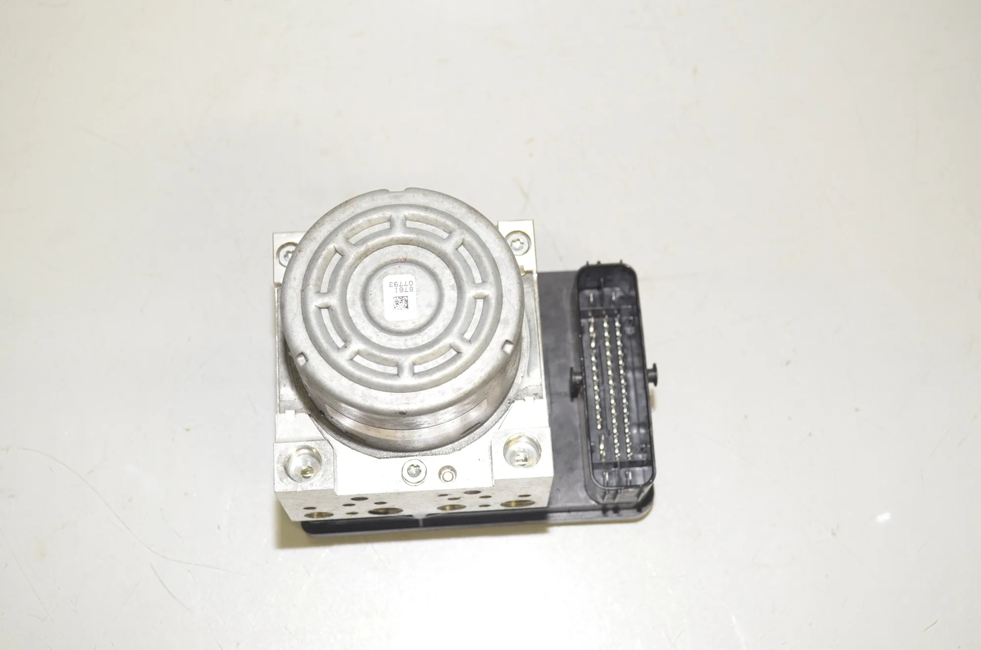 ABS Pump – OEM 6895508 · BMW i3 (I01) Electric 2019
