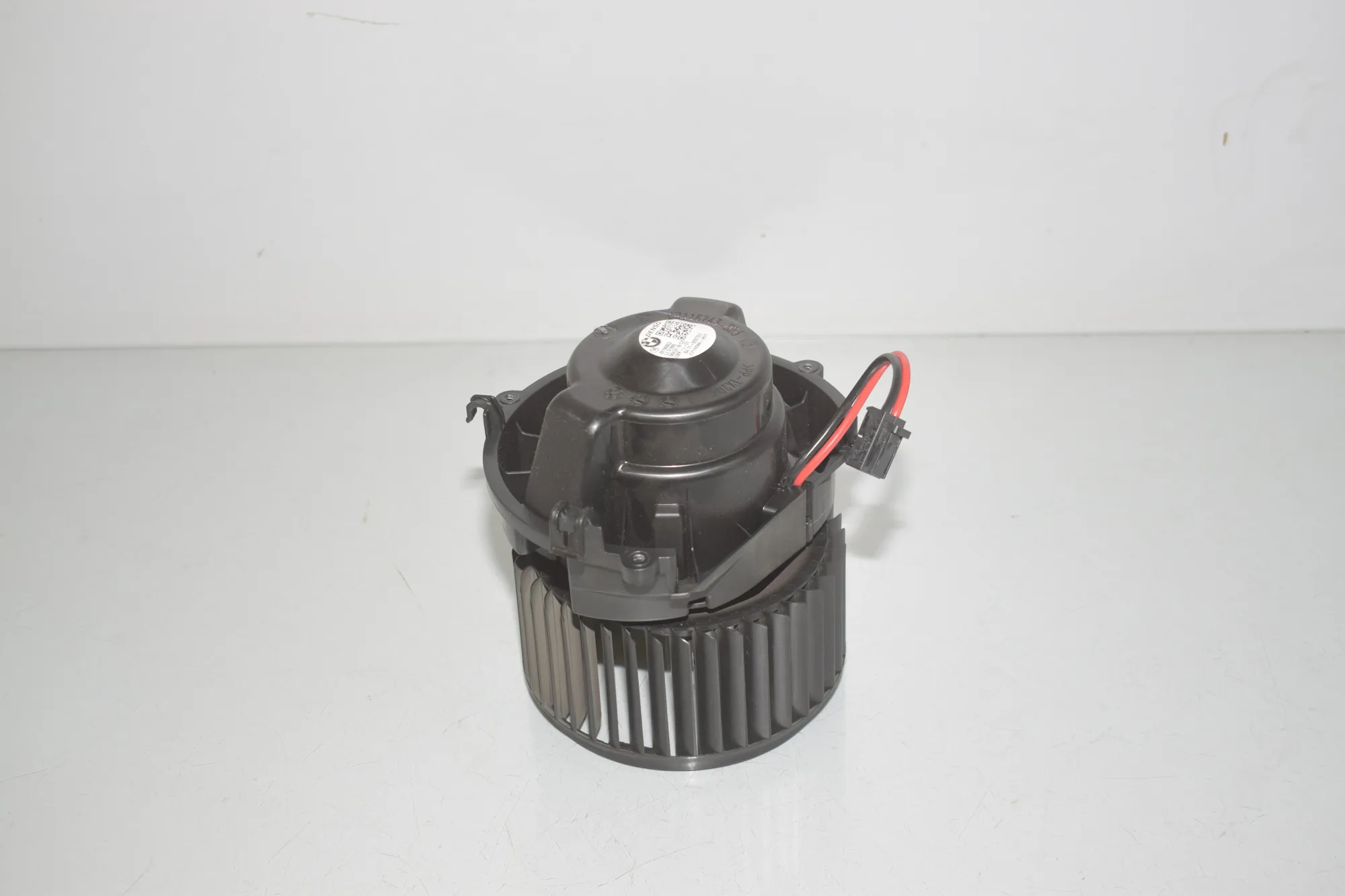Heater Blower Fan – OEM 9297751 · BMW i3 (I01) Electric 2019