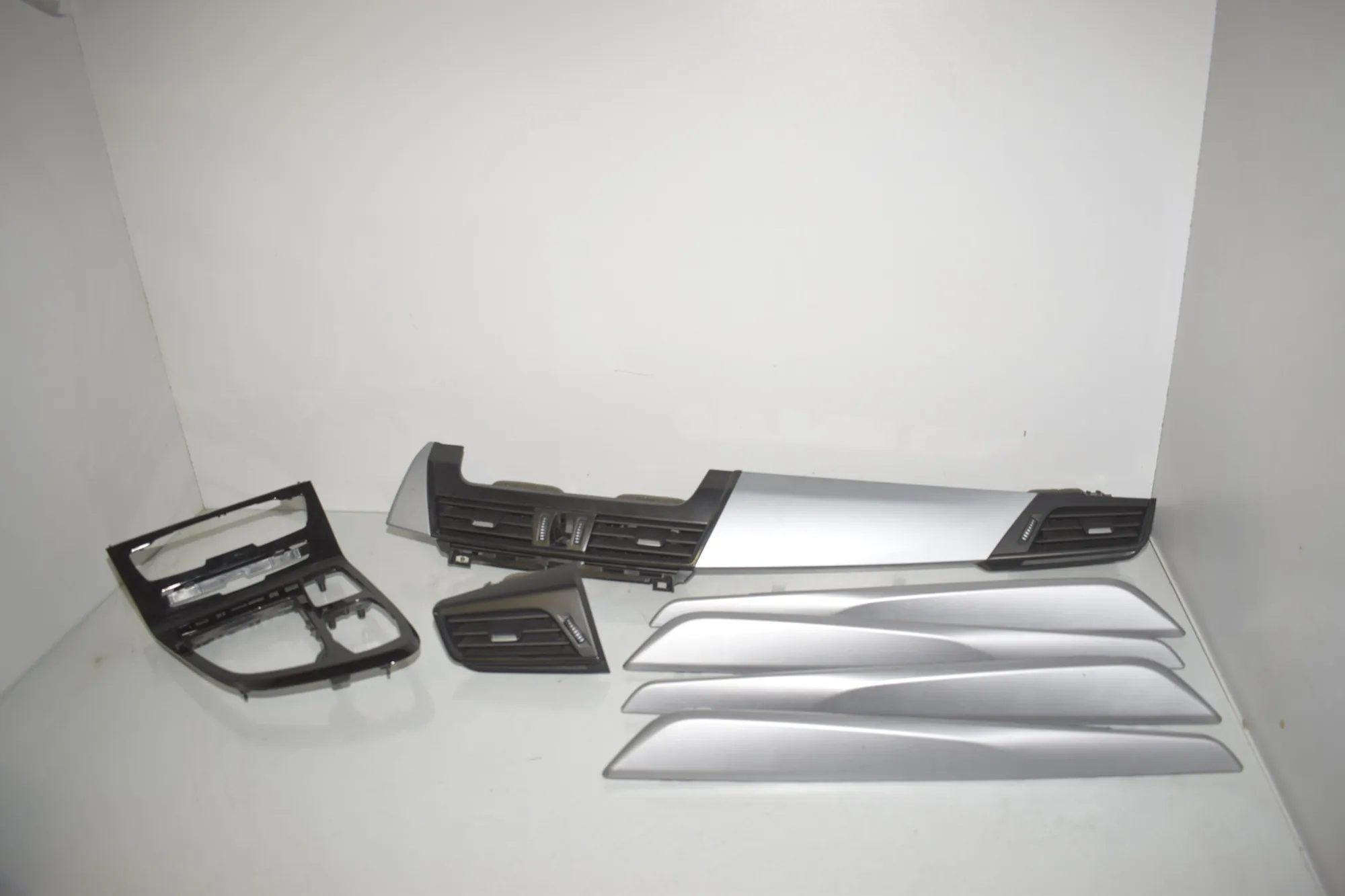 Interior Trim Strips Kit – OEM 9287611 · BMW 2 Active Tourer (F45) 216 d 2017 – 2