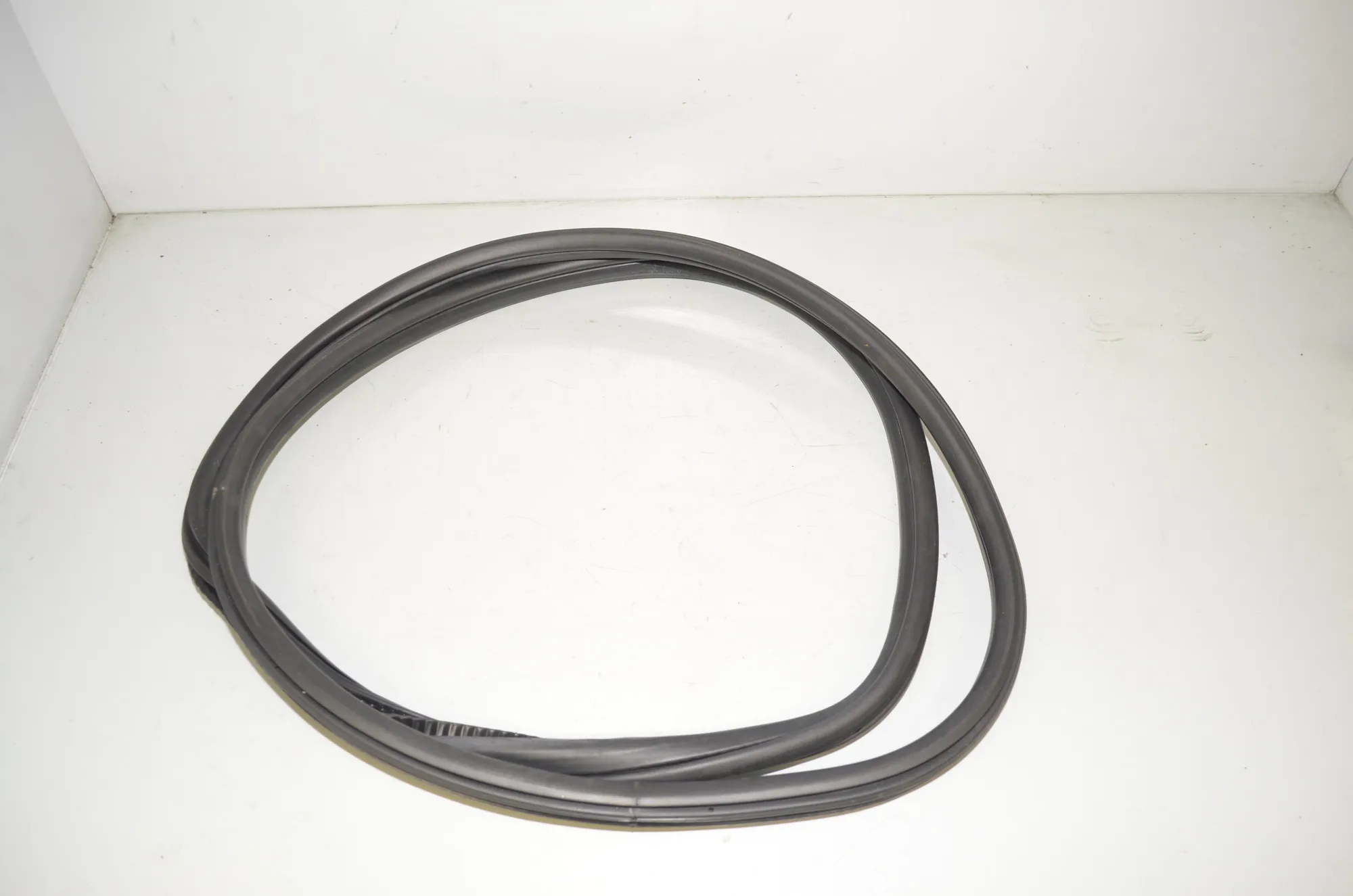 Rear Right Door Seal Rubber – OEM 7420050 · BMW 2 Active Tourer (F45) 216 d 2017 – 3