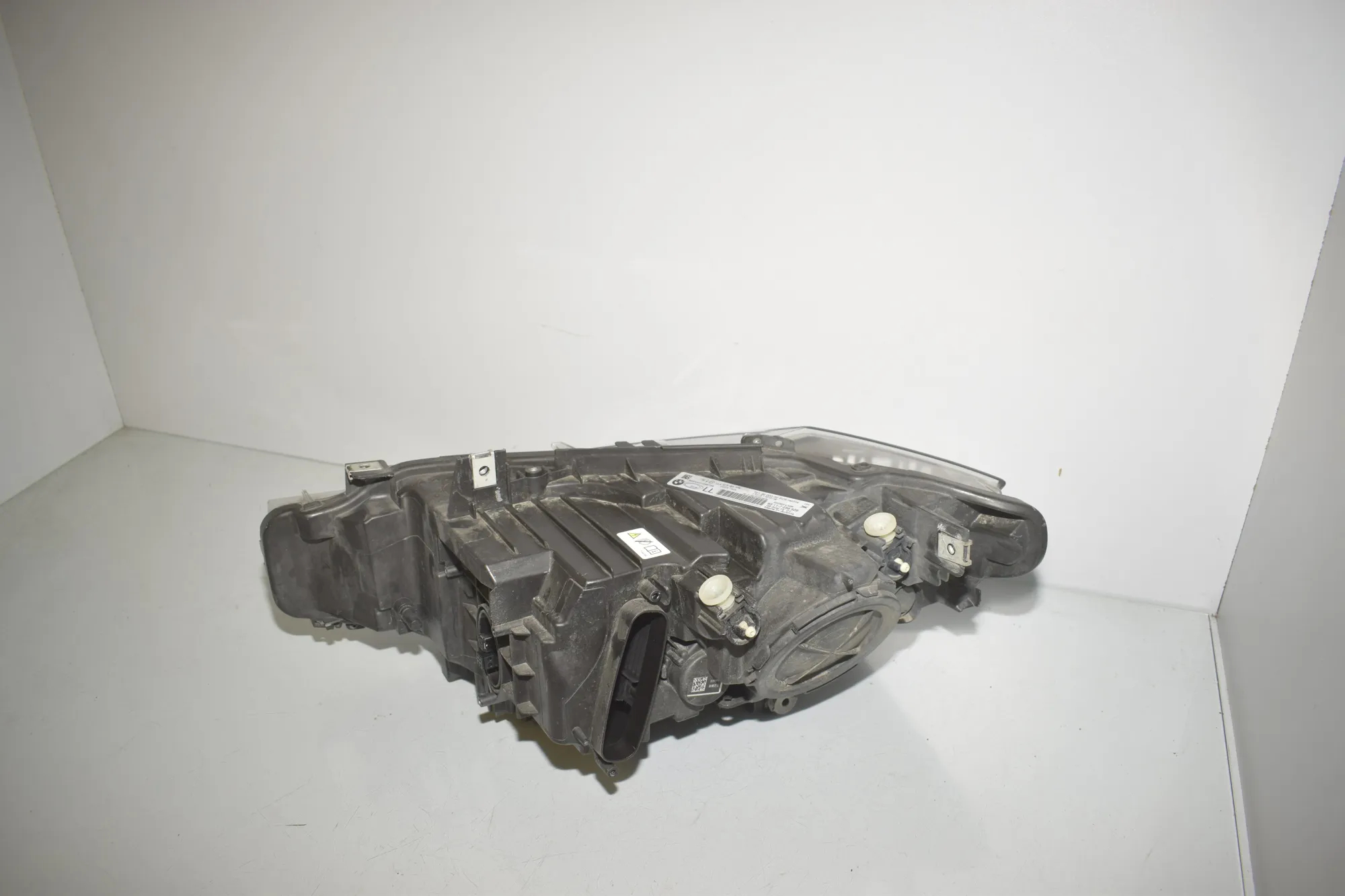 Front Right Headlight – OEM 7259526 · BMW 3 (F30, F80) 328 i 2014 – 6