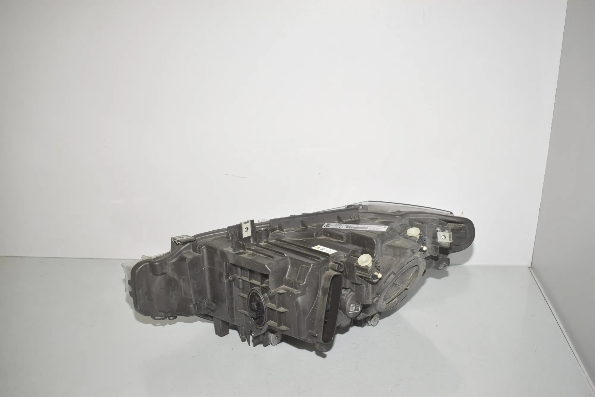 Front Right Headlight – OEM 7259526 · BMW 3 (F30, F80) 328 i 2014 – 5
