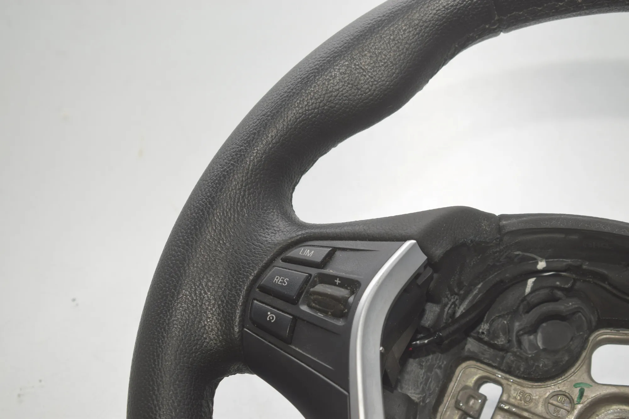 Steering Wheel – OEM 6863961 · BMW 3 (F30, F80) 328 i 2014 – 5