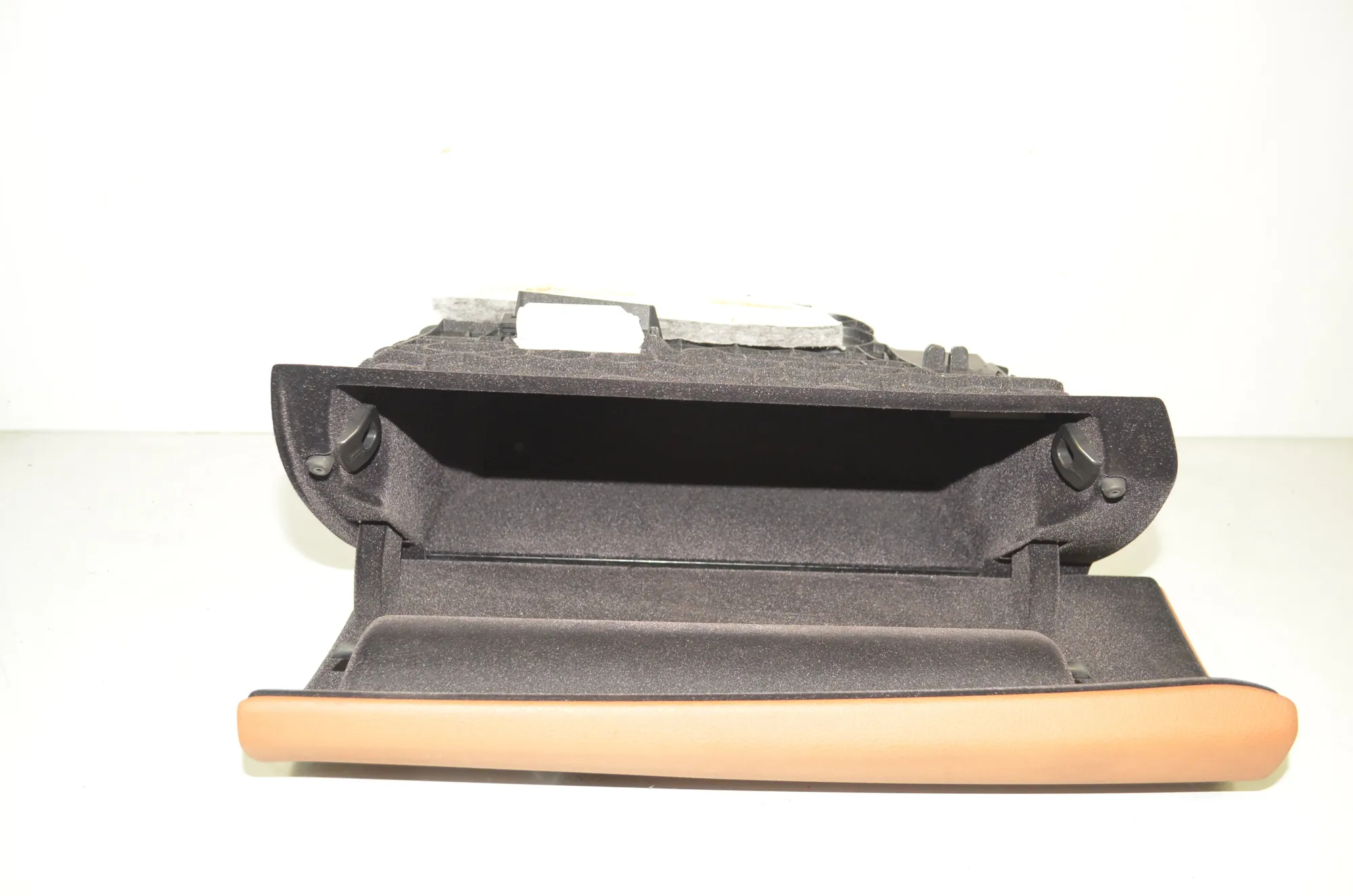 Glove Compartment – OEM 9239346 · BMW 3 (F30, F80) 328 i 2014 – 4