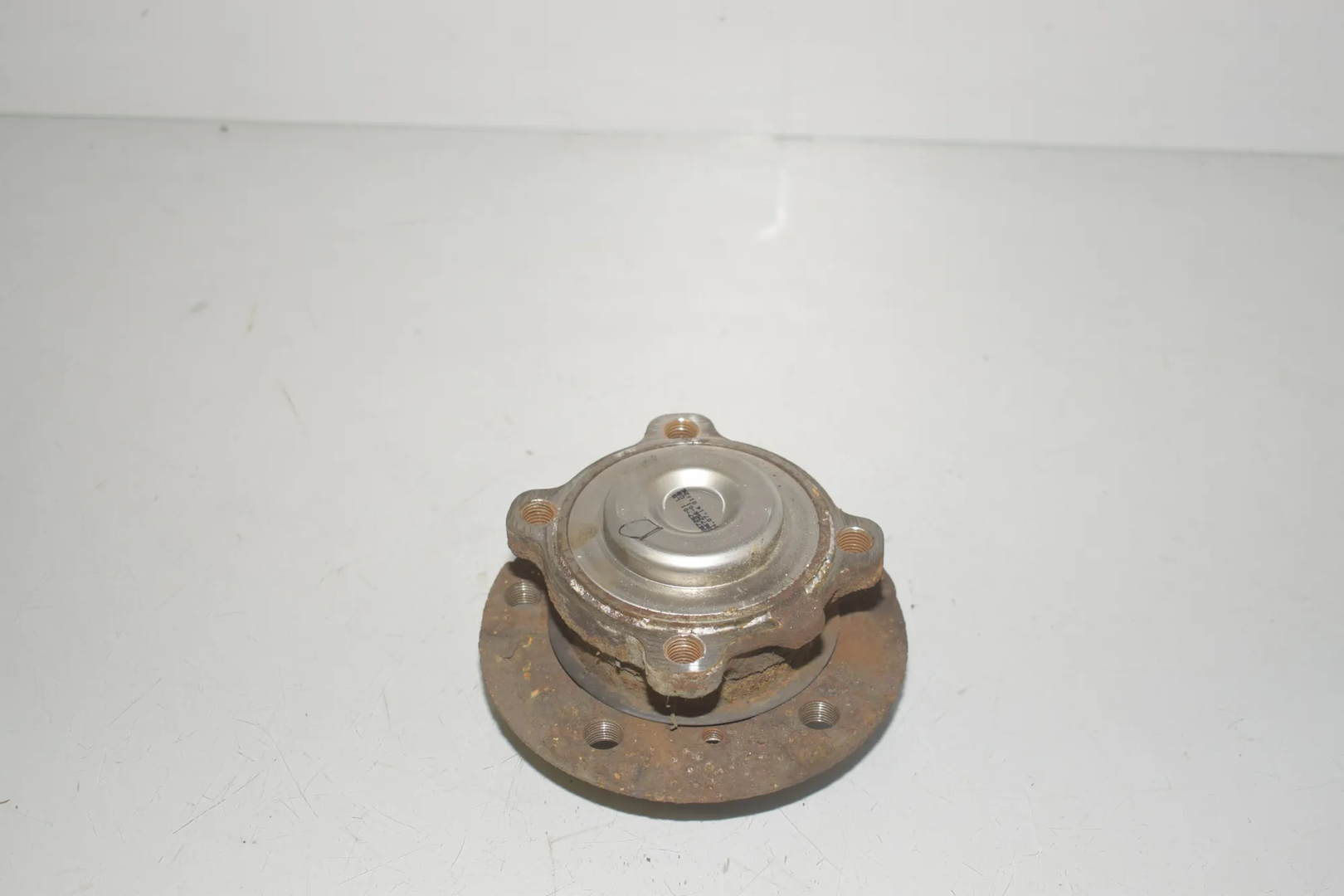 Front Right Wheel Bearing – OEM 6876840 · BMW 3 (F30, F80) 328 i 2014 – 4