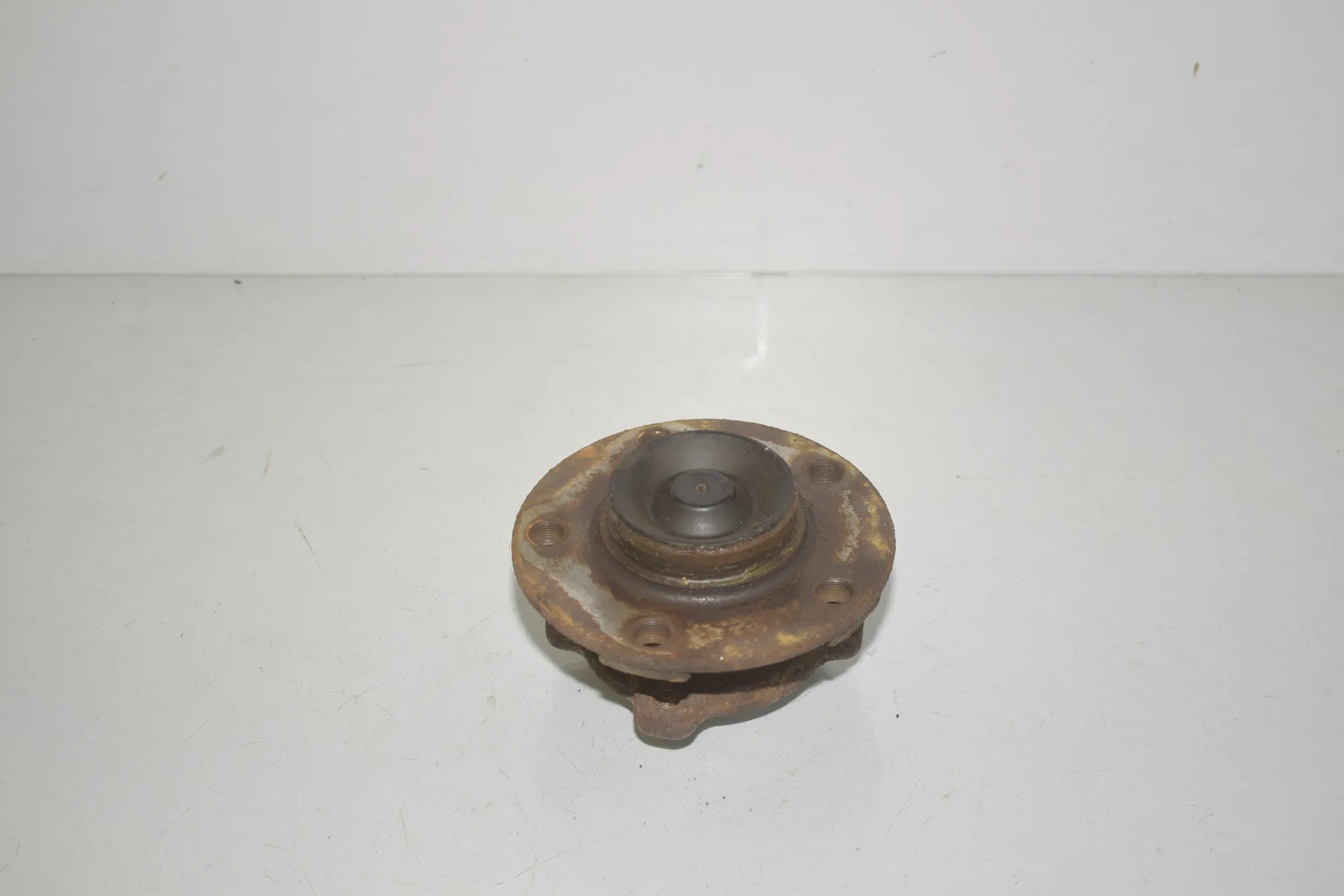 Front Right Wheel Bearing – OEM 6876840 · BMW 3 (F30, F80) 328 i 2014