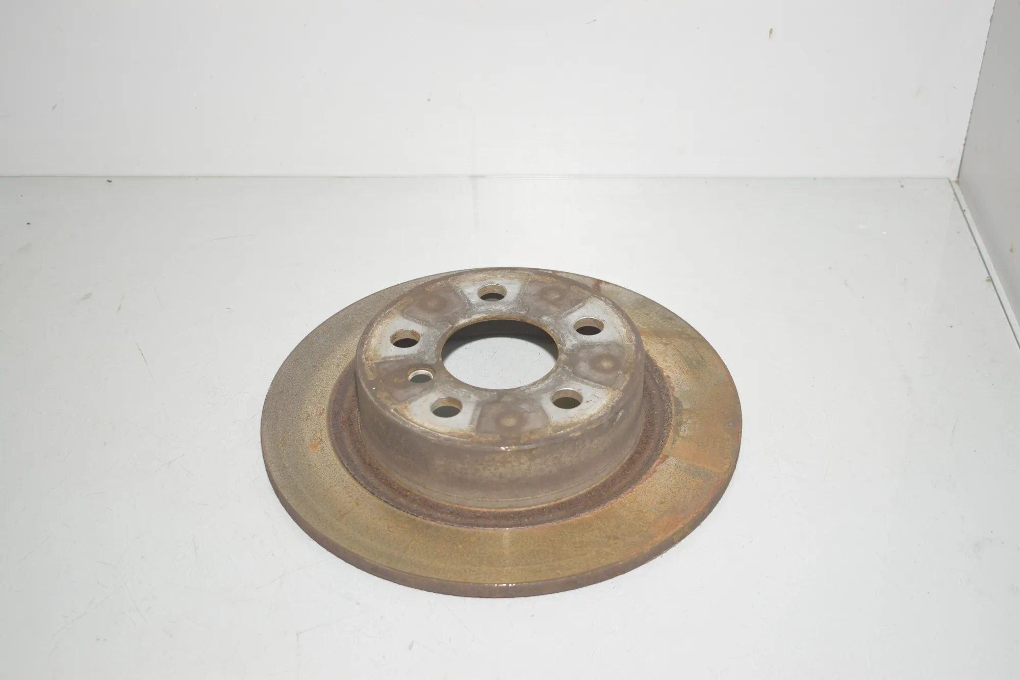 Rear Left Brake Disc – OEM 6861013 · BMW 2 Active Tourer (F45) 216 d 2017