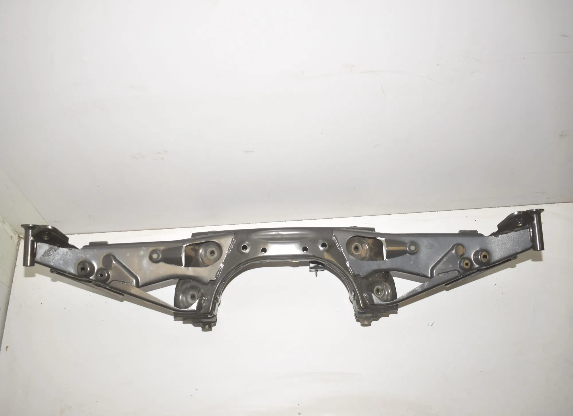 Rear Subframe – OEM 6851560 · BMW 2 Active Tourer (F45) 216 d 2017