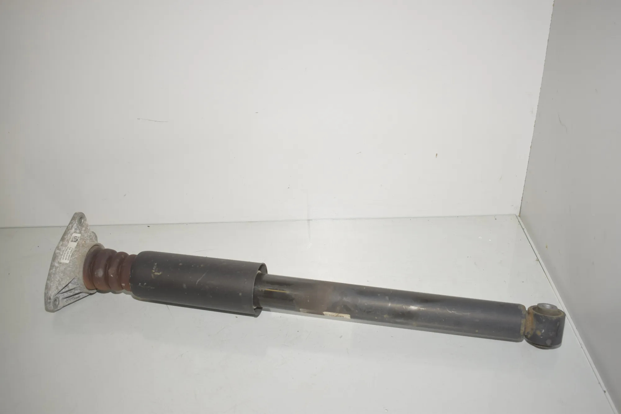 Rear Left Shock Absorber – OEM 6874458 · BMW 2 Active Tourer (F45) 216 d 2017