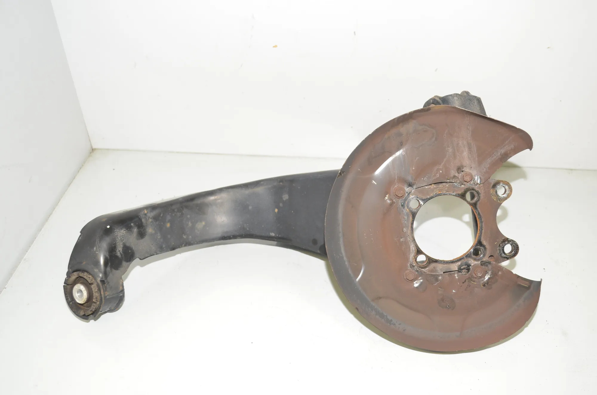 Rear Right Wheel Hub – OEM 8842880 · BMW 2 Active Tourer (F45) 216 d 2017