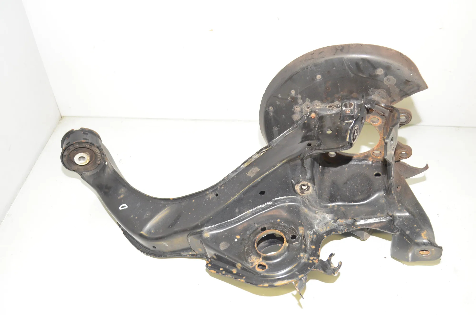 Rear Right Wheel Hub – OEM 8842880 · BMW 2 Active Tourer (F45) 216 d 2017 – 3