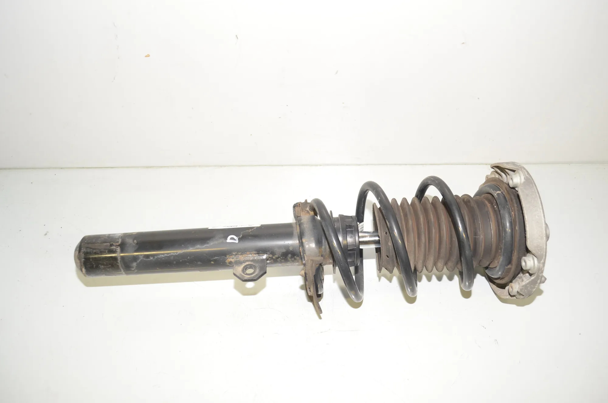 Front Right Shock Absorber – OEM 6874460 · BMW 2 Active Tourer (F45) 216 d 2017 – 3