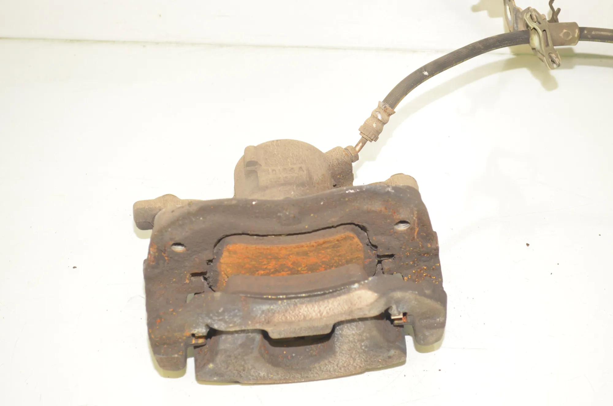 Front Right Brake Caliper – OEM 6860264 · BMW 2 Active Tourer (F45) 216 d 2017 – 3