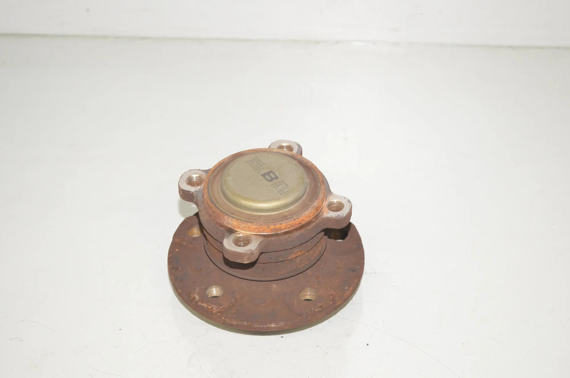 Rear Left Wheel Bearing – OEM 6891924 · BMW 1 (F40) (2019 - -) (F40)118d 2022 – 4