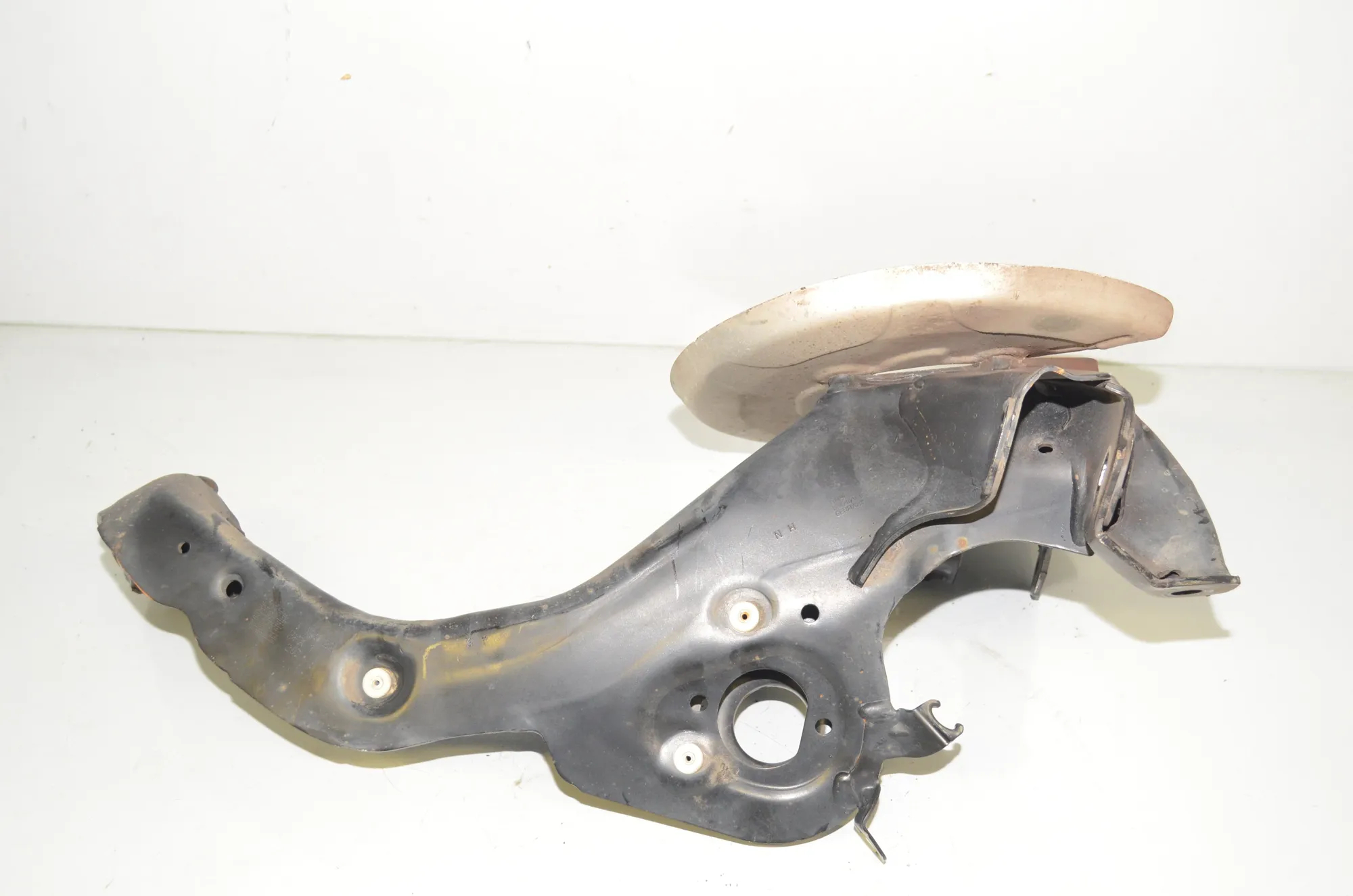 Rear Left Wheel Hub Spindle – OEM 8842879 · BMW 1 (F40) (2019 - -) (F40)118d 2022 – 2