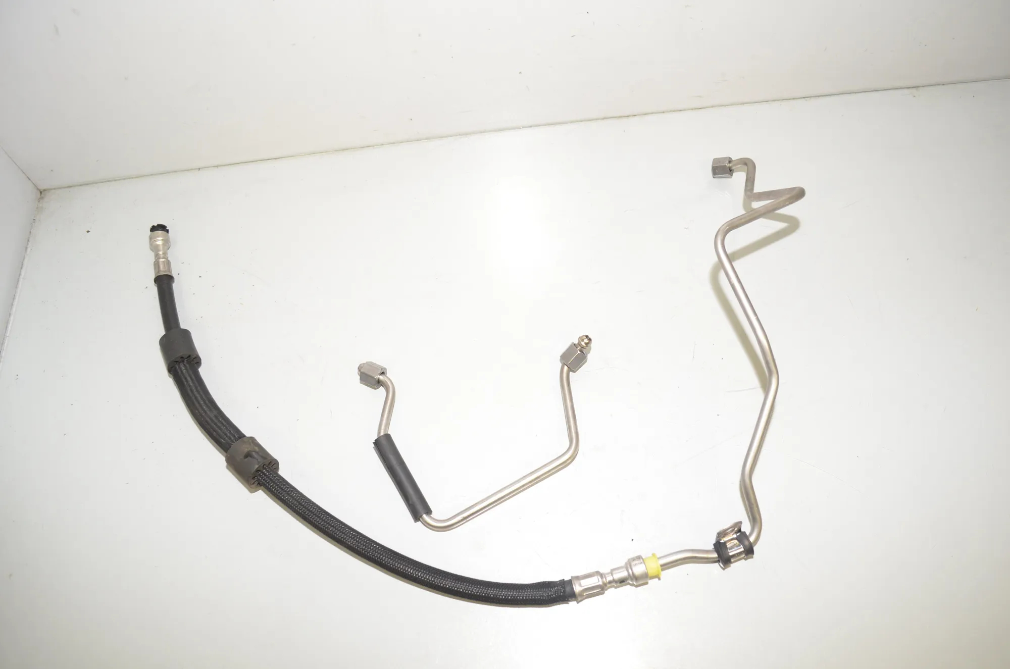 Fuel Pipe – OEM 7585426 · BMW 3 (F30, F80) 328 i 2014