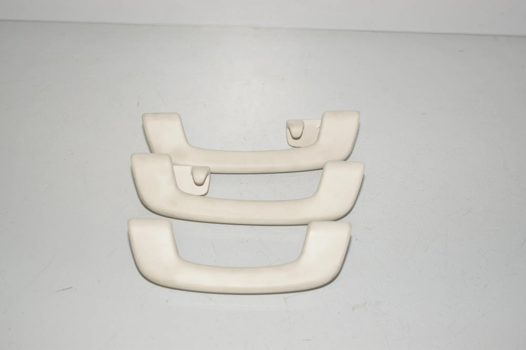 Interior Roof Handle Set – OEM 7475737 · BMW 5 (G30) (2016 - -) 530 e iPerformance 2019