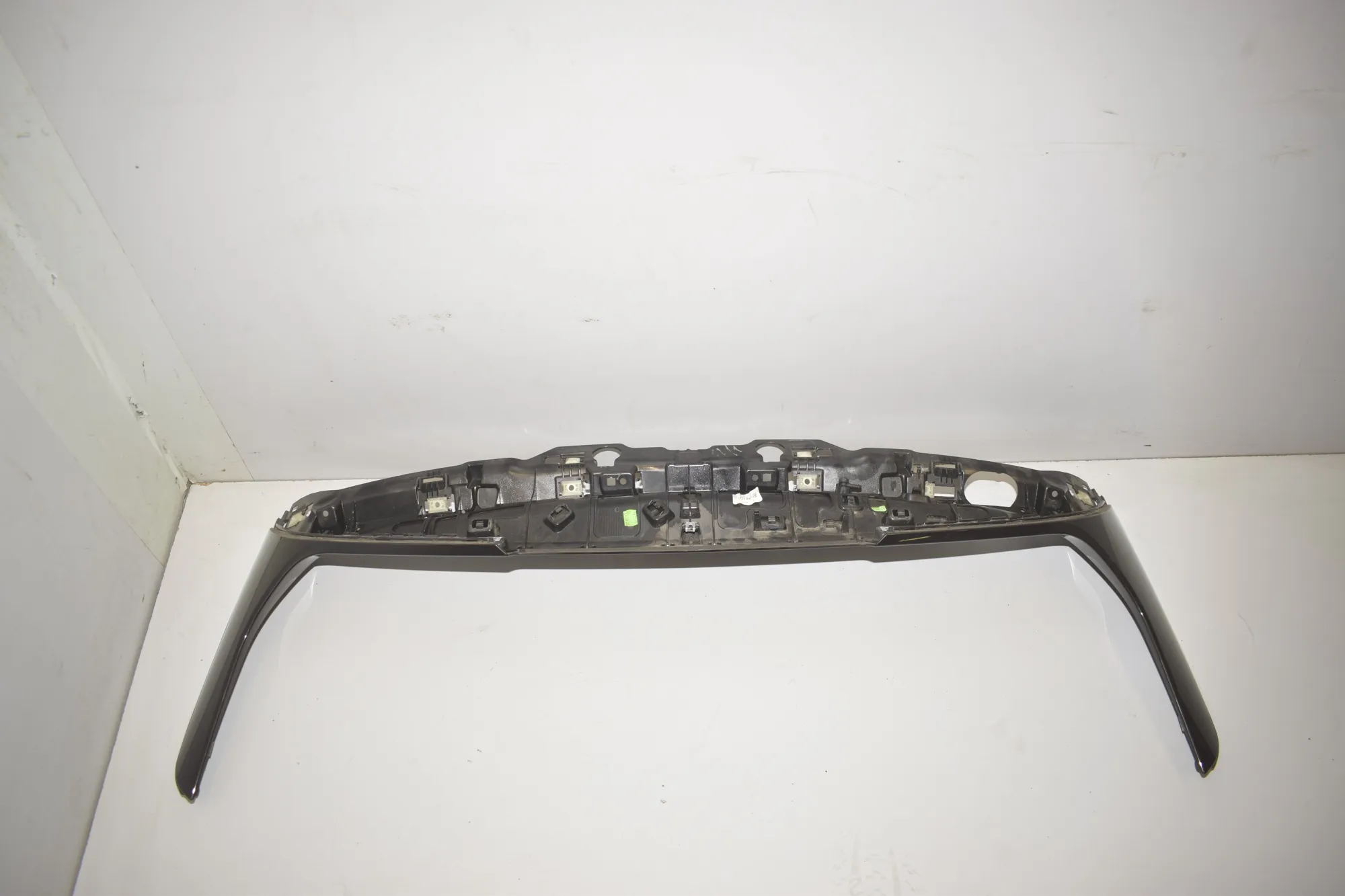Tailgate Bootlid Spoiler – OEM 7456071 · BMW 1 (F40) (2019 - -) (F40)118d 2021