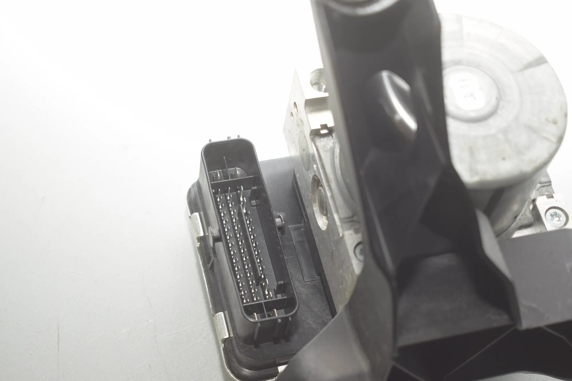 ABS Pump – OEM 5A30BC0 · BMW 1 (F40) (2019 - -) (F40)118d 2021 – 4