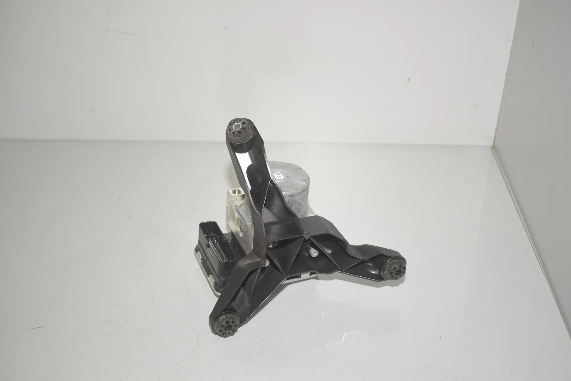 ABS Pump – OEM 5A30BC0 · BMW 1 (F40) (2019 - -) (F40)118d 2021 – 3