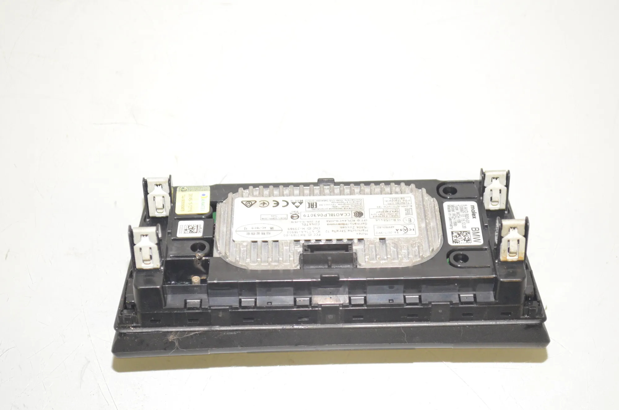 Wireless Charging Station – OEM 5A1DB20 · BMW 1 (F40) (2019 - -) (F40)118d 2021 – 3