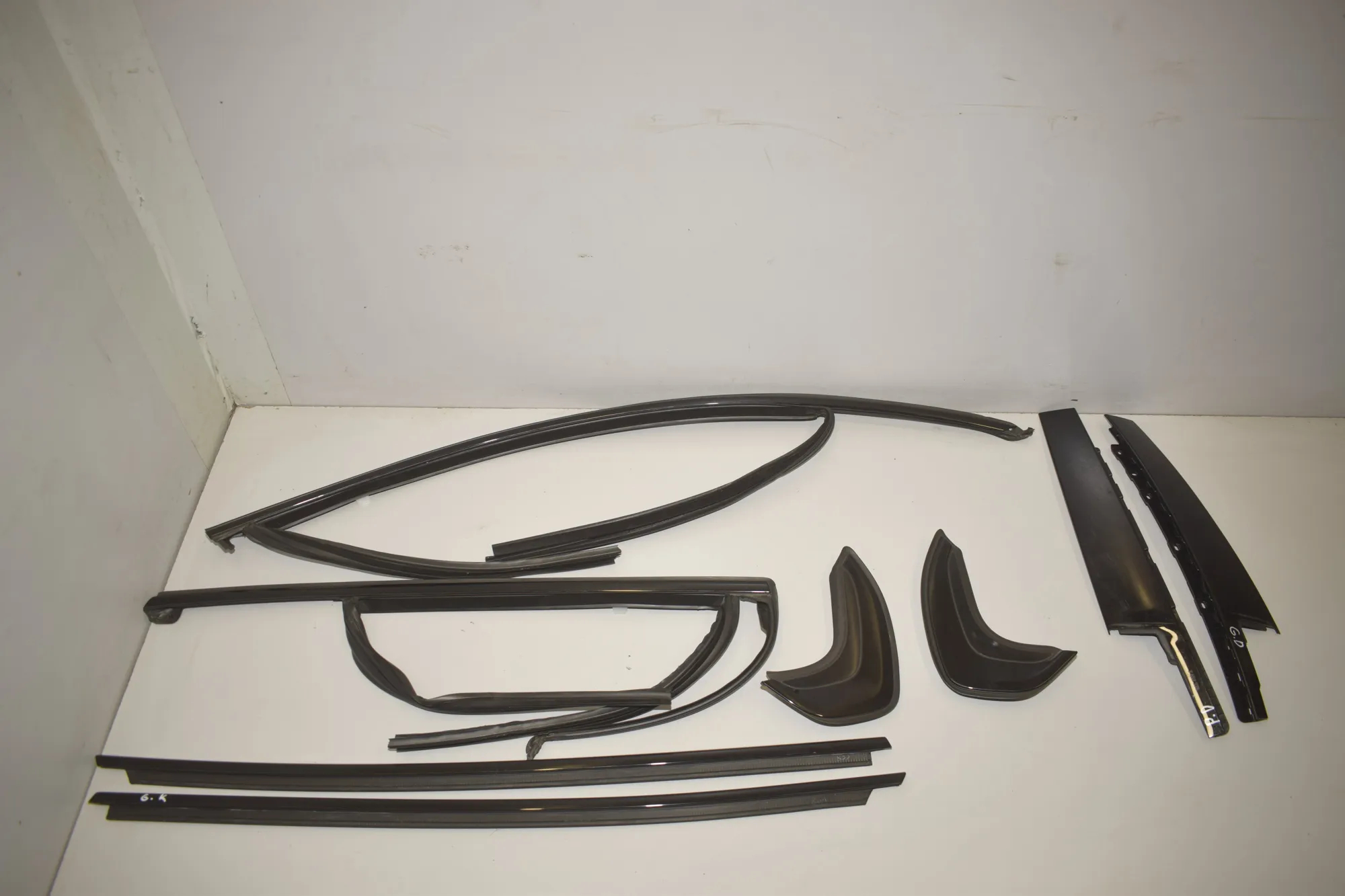 Exterior Trim Kit – OEM 7474001 · BMW 1 (F40) (2019 - -) (F40)118d 2022