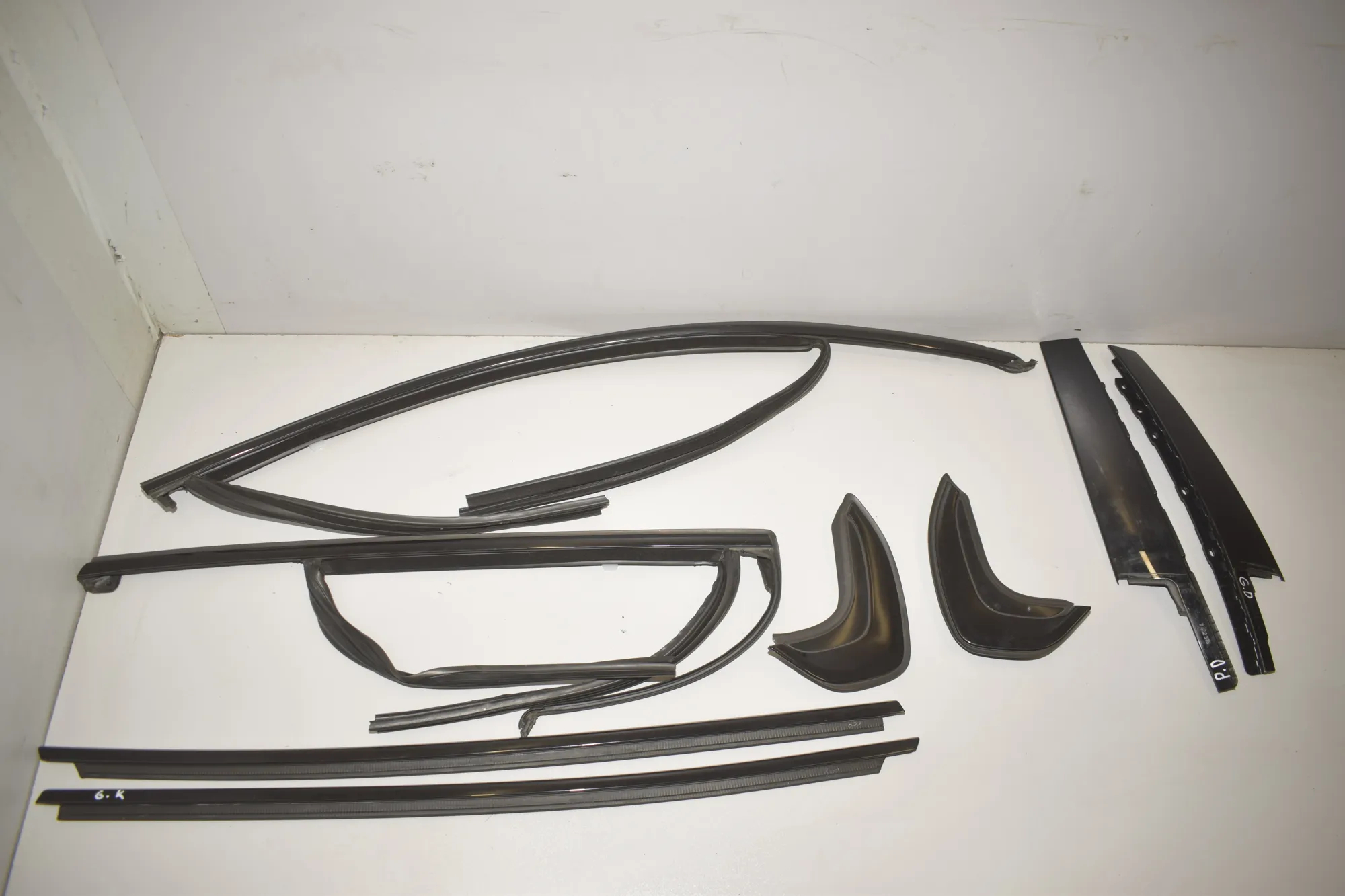 Exterior Trim Kit – OEM 7474001 · BMW 1 (F40) (2019 - -) (F40)118d 2022 – 2