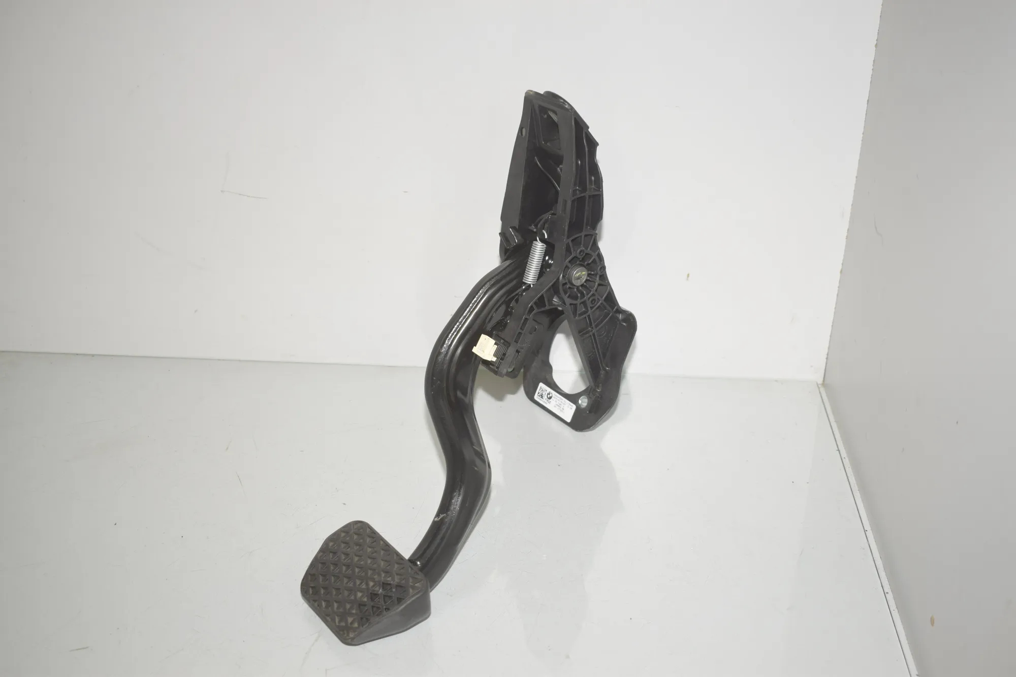 Brake Pedal – OEM 6866485 · BMW 5 (G30) (2016 - -) 530 e iPerformance 2019 – 2