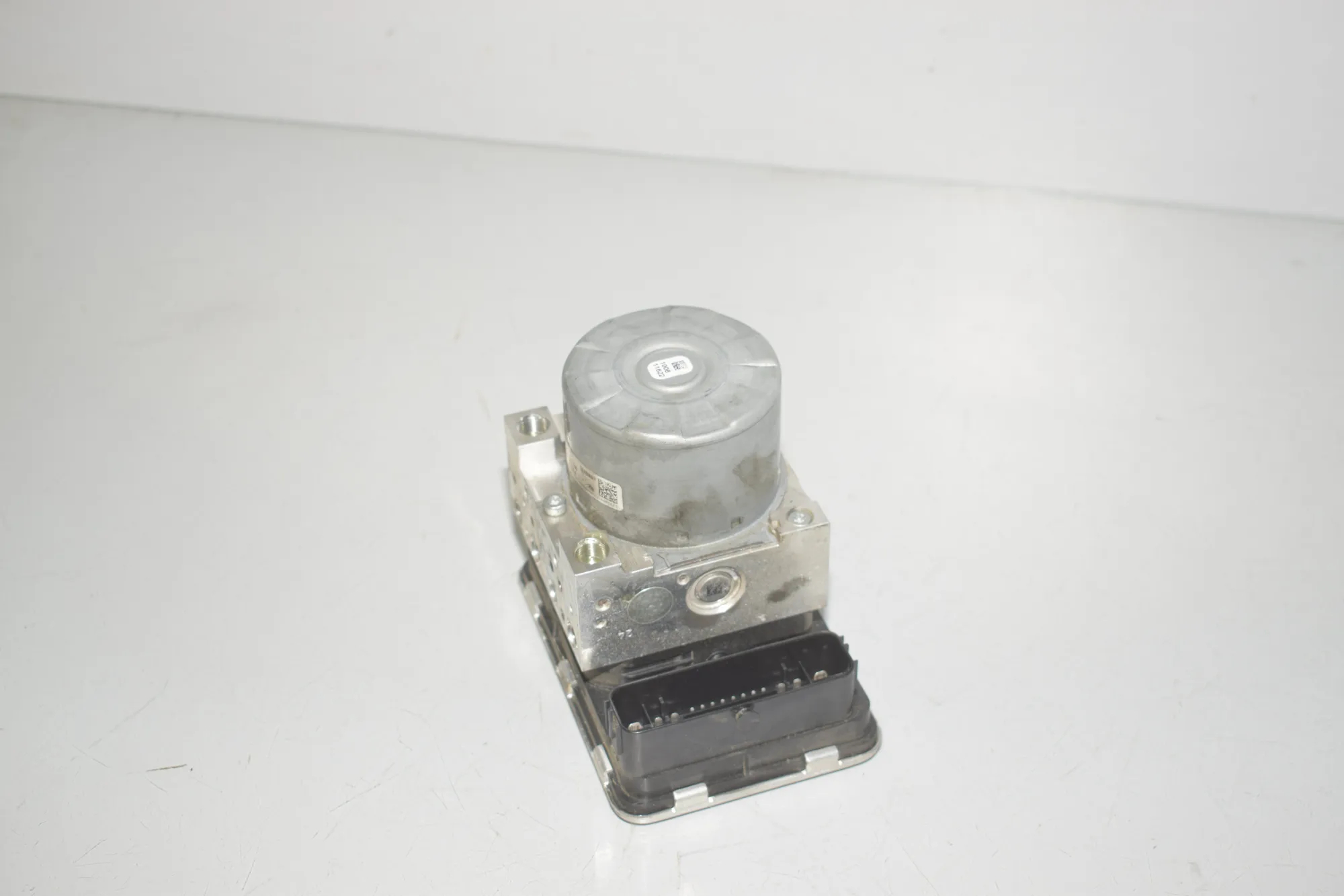 ABS Pump – OEM 5A65F16 · BMW 1 (F40) (2019 - -) (F40)118d 2022 – 2