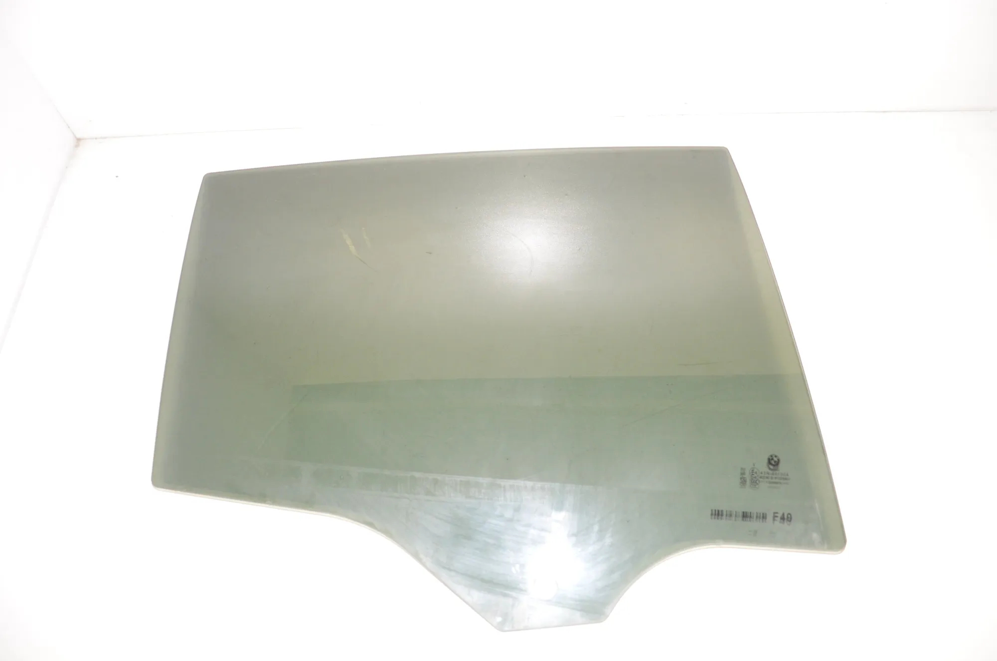 Rear Right Door Window – OEM 7469092 · BMW 1 (F40) (2019 - -) (F40)118d 2022