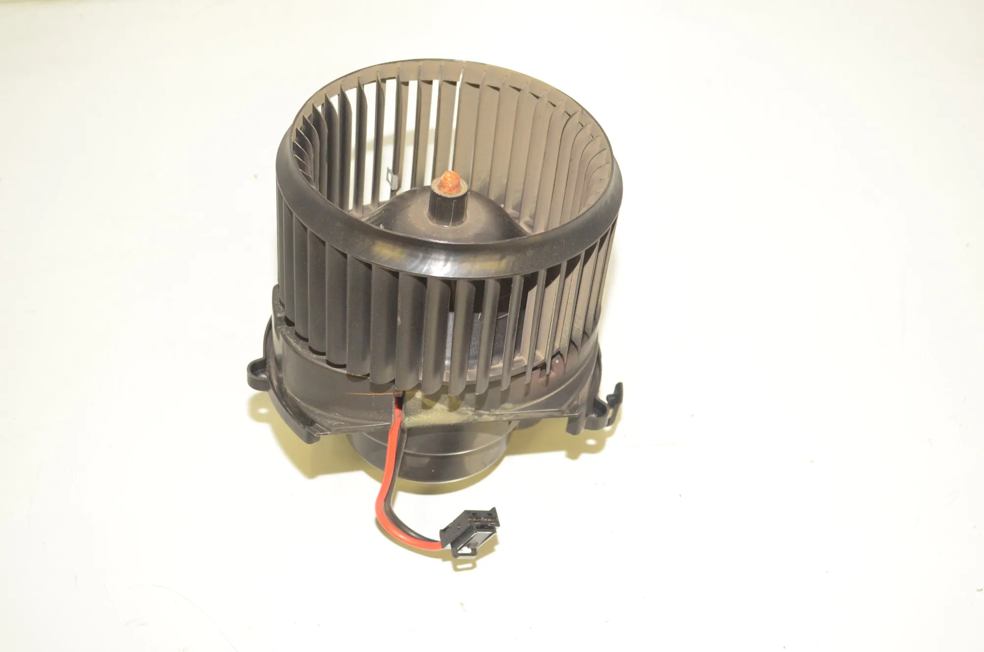 Heater Blower Fan – OEM 9297752 · BMW 1 (F40) (2019 - -) (F40)118d 2022 – 2