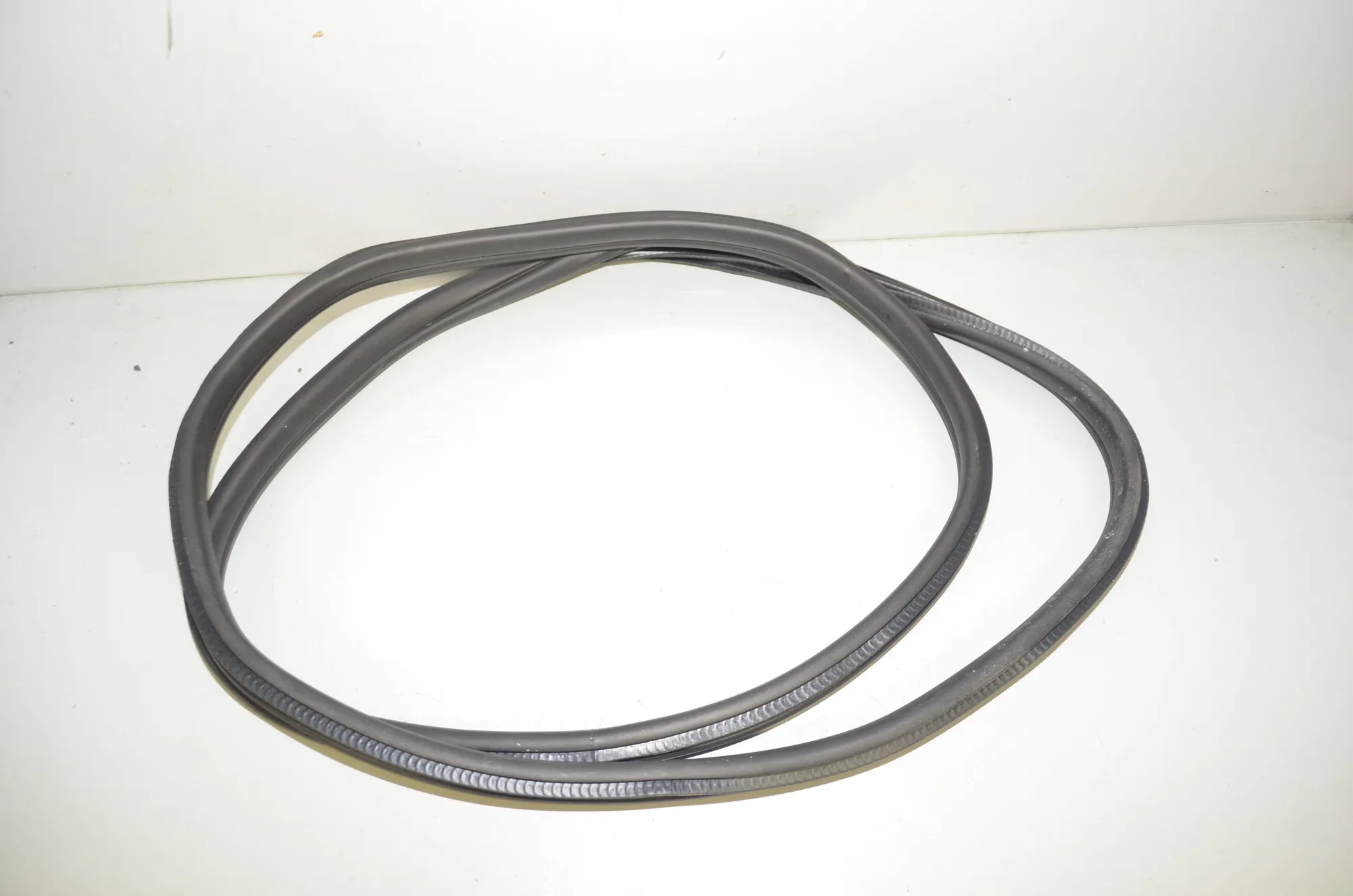 Rear Right Door Seal Rubber – OEM 9880689 · BMW 1 (F40) (2019 - -) (F40)118d 2022 – 4