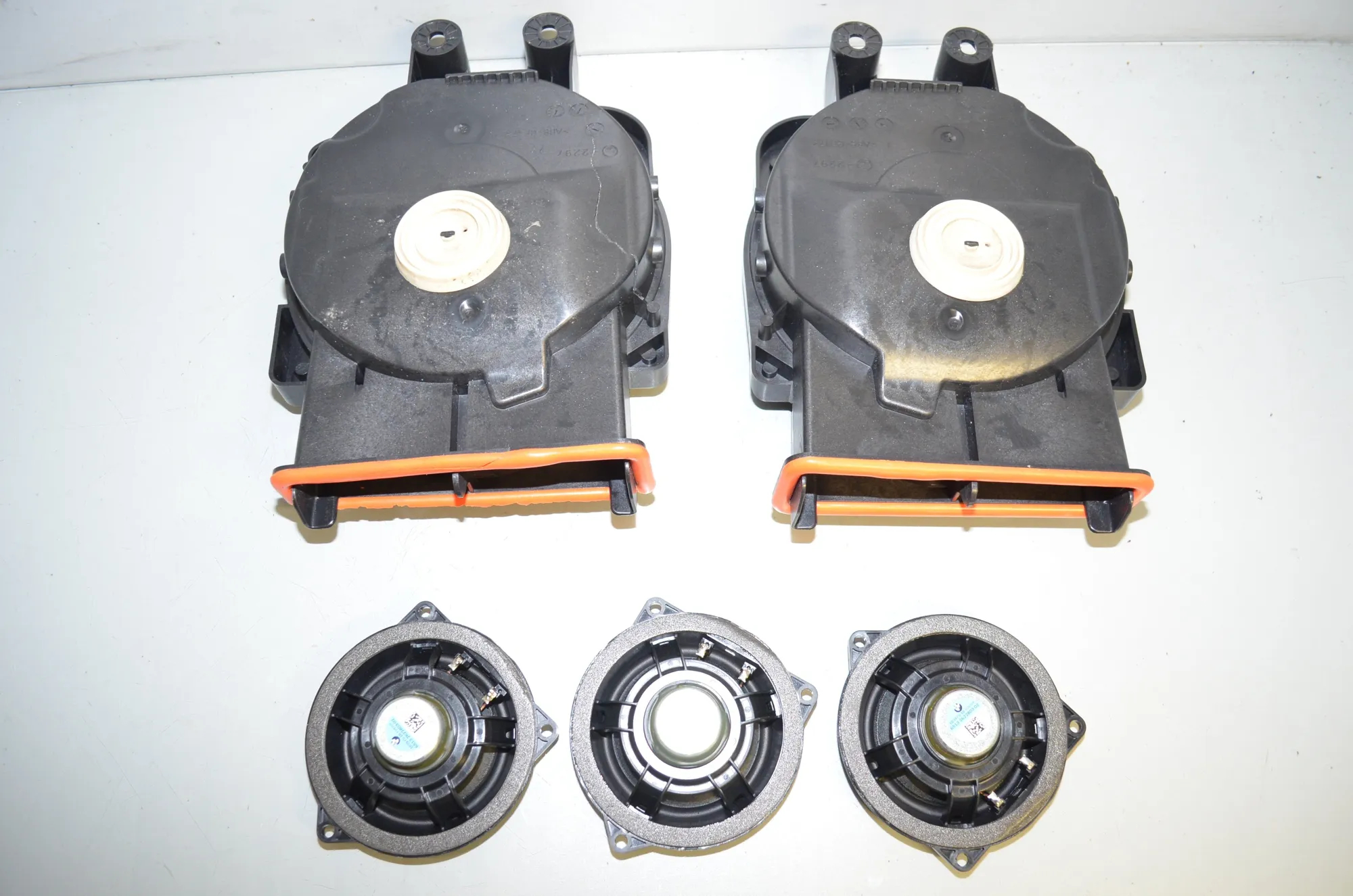 Sound Audio System Set – OEM 5A758E0 · BMW 1 (F40) (2019 - -) (F40)118d 2022 – 3