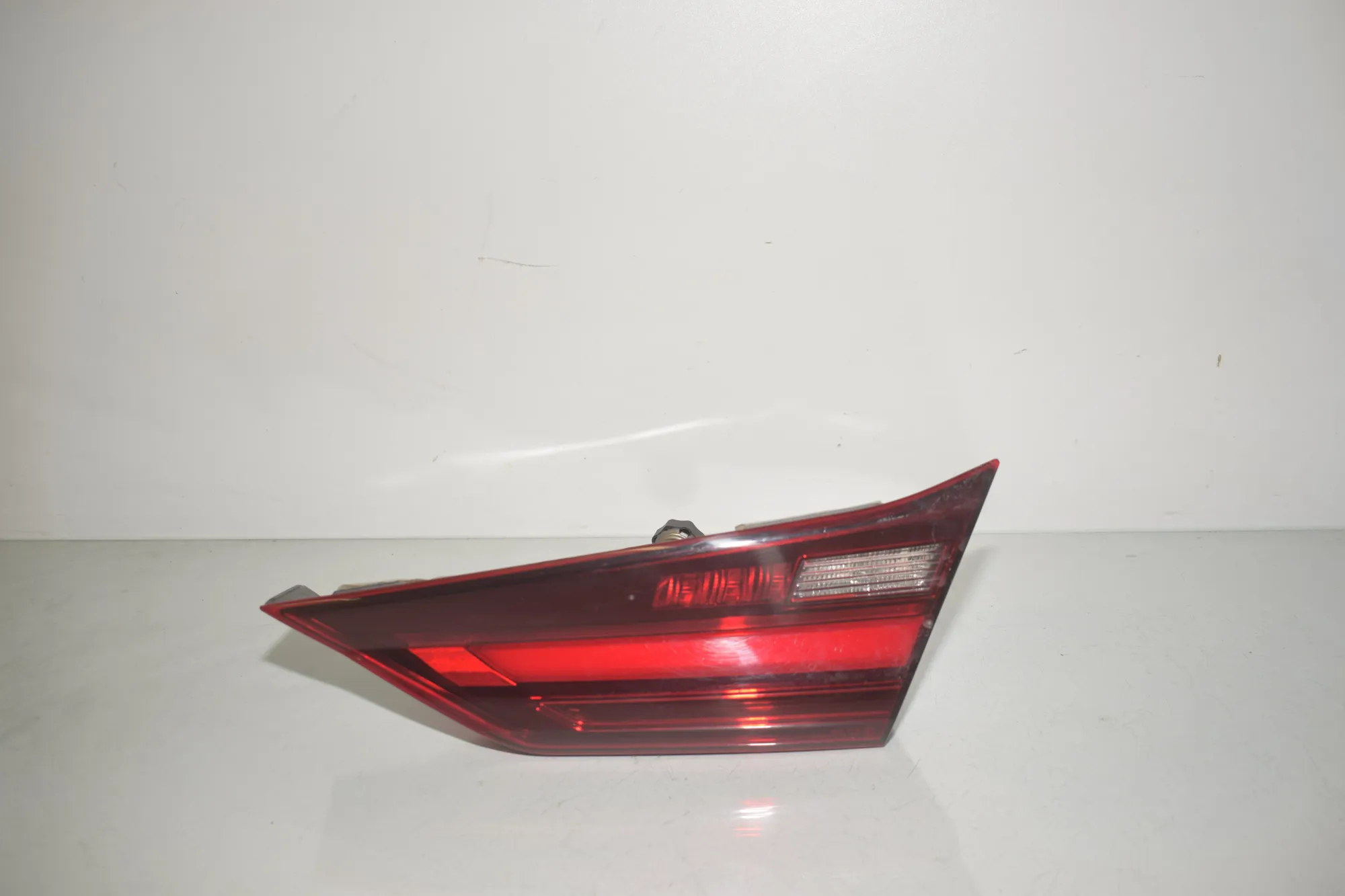 Right Side Tailgate Tail Light – OEM 5A55FB6 · BMW 1 (F40) (2019 - -) (F40)118d 2022 – 2