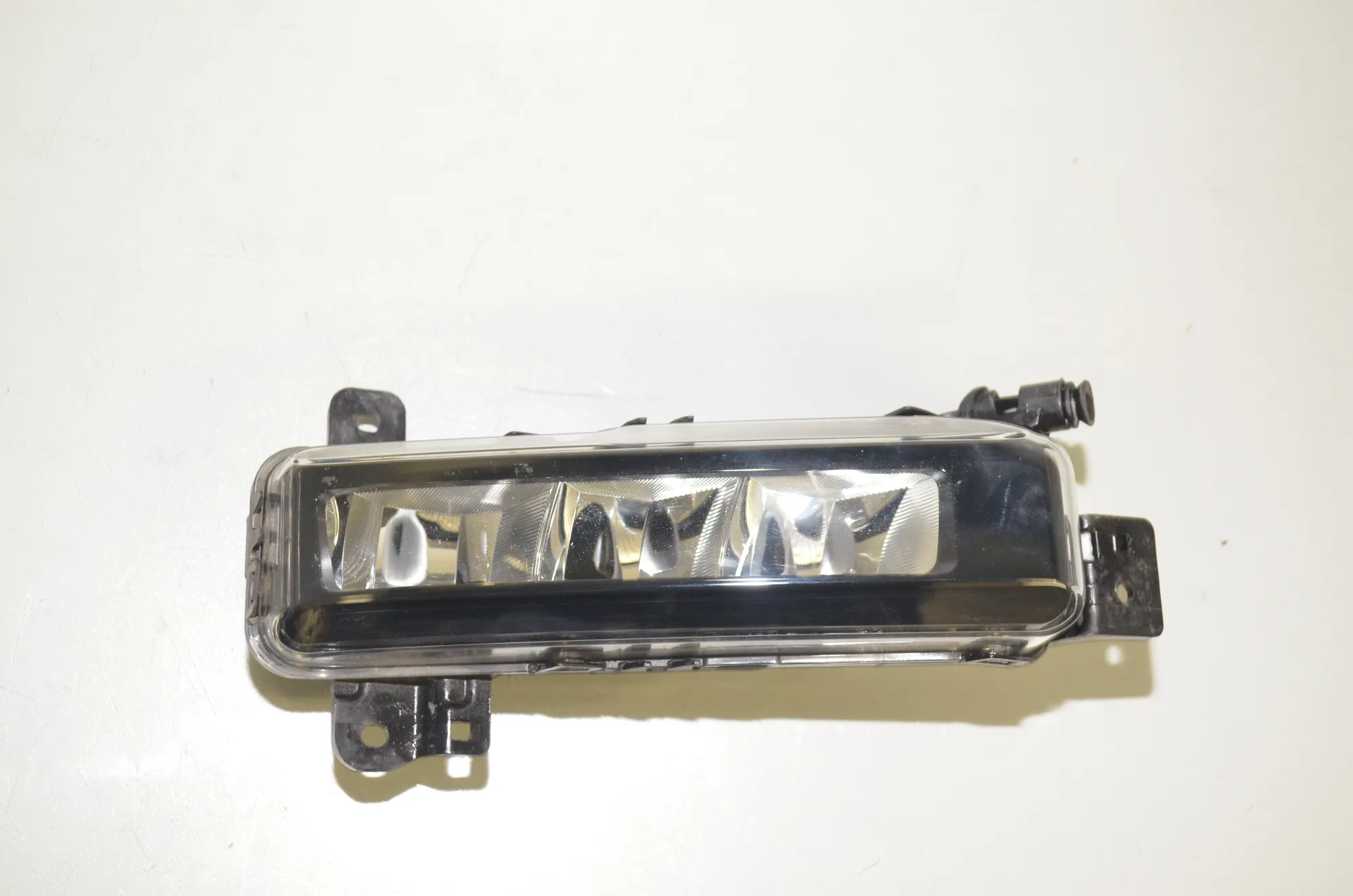 Front Left Fog Light – OEM 8089979 · BMW 1 (F40) (2019 - -) (F40)118d 2022