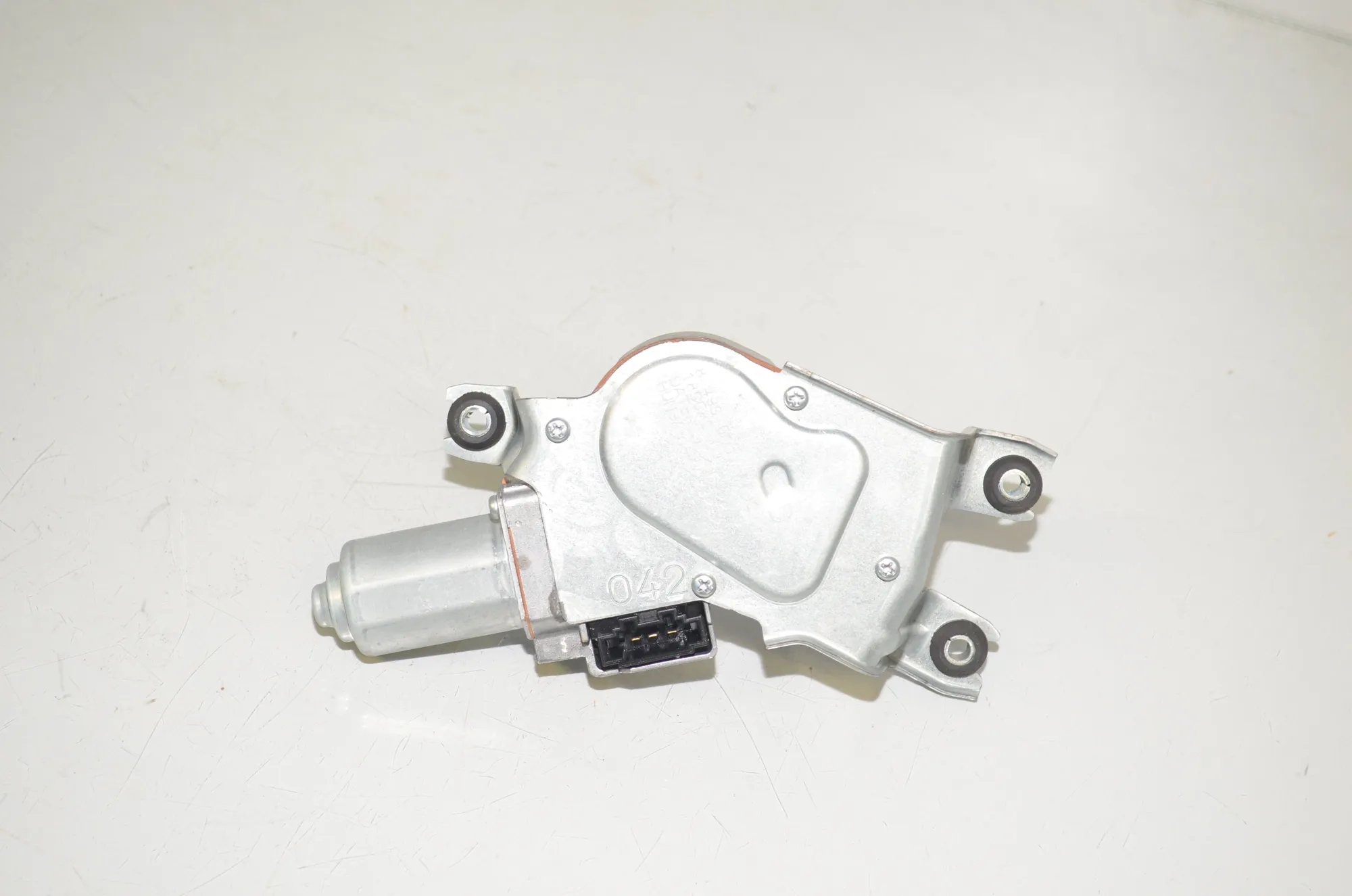 Tailgate Window Wiper Motor – OEM 8495516 · BMW 1 (F40) (2019 - -) (F40)118d 2022 – 3