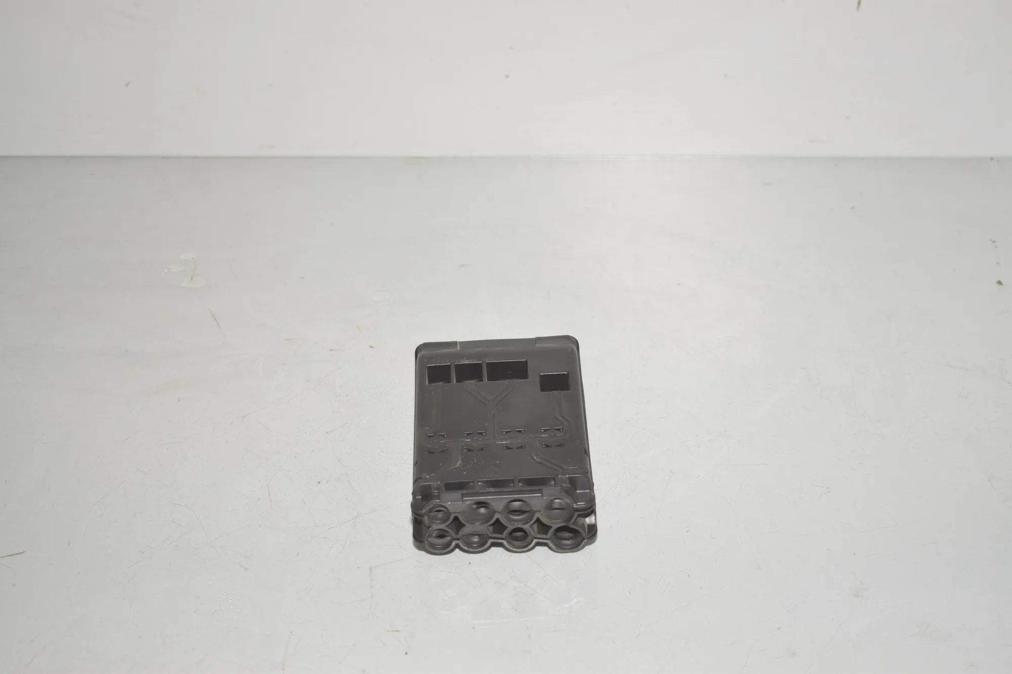Power Distribution Unit – OEM 6822570 · BMW 1 (F40) (2019 - -) (F40)118d 2022 – 4