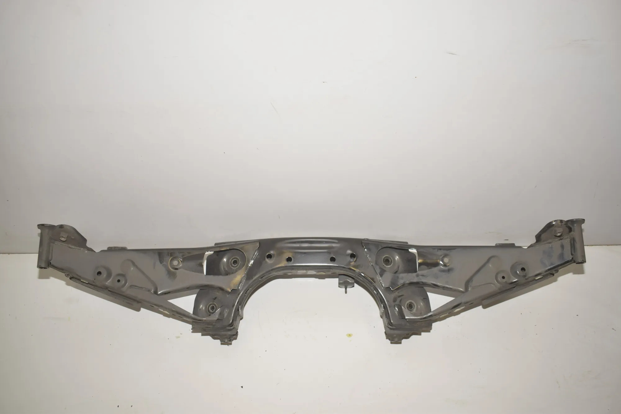 Rear Subframe – OEM 6851560 · BMW 1 (F40) (2019 - -) (F40)118d 2021 – 4