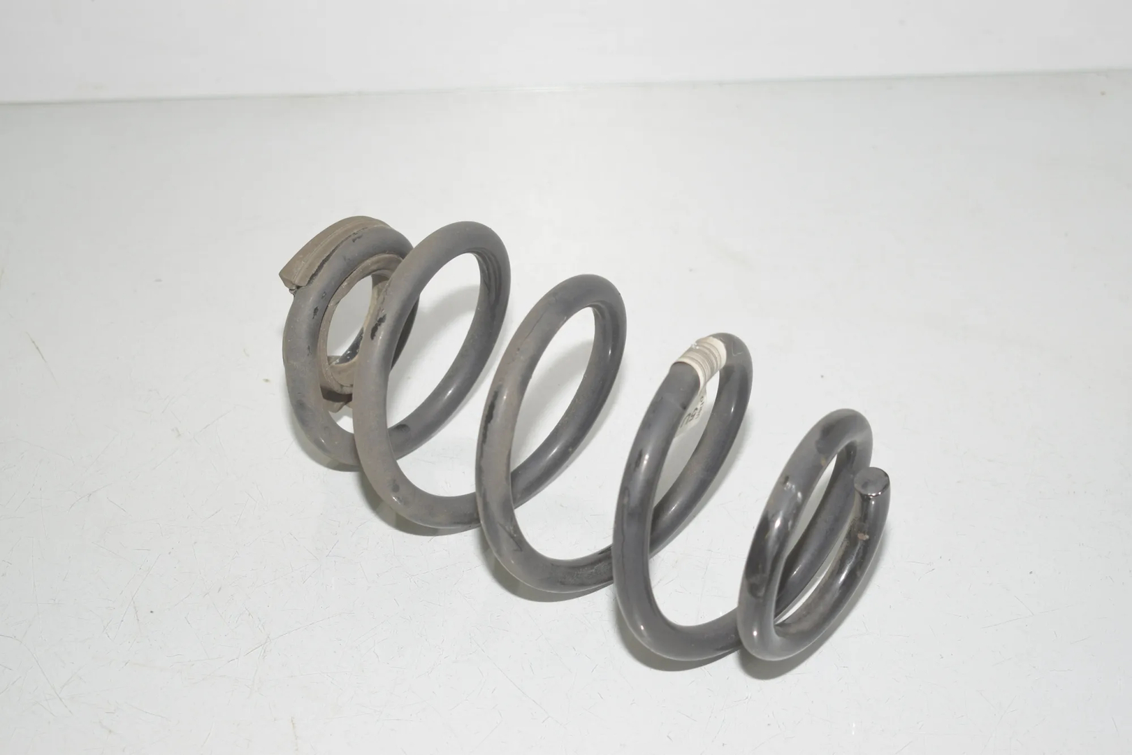 Rear Left Coil Spring – OEM 6897382 · BMW 1 (F40) (2019 - -) (F40)118d 2021 – 4