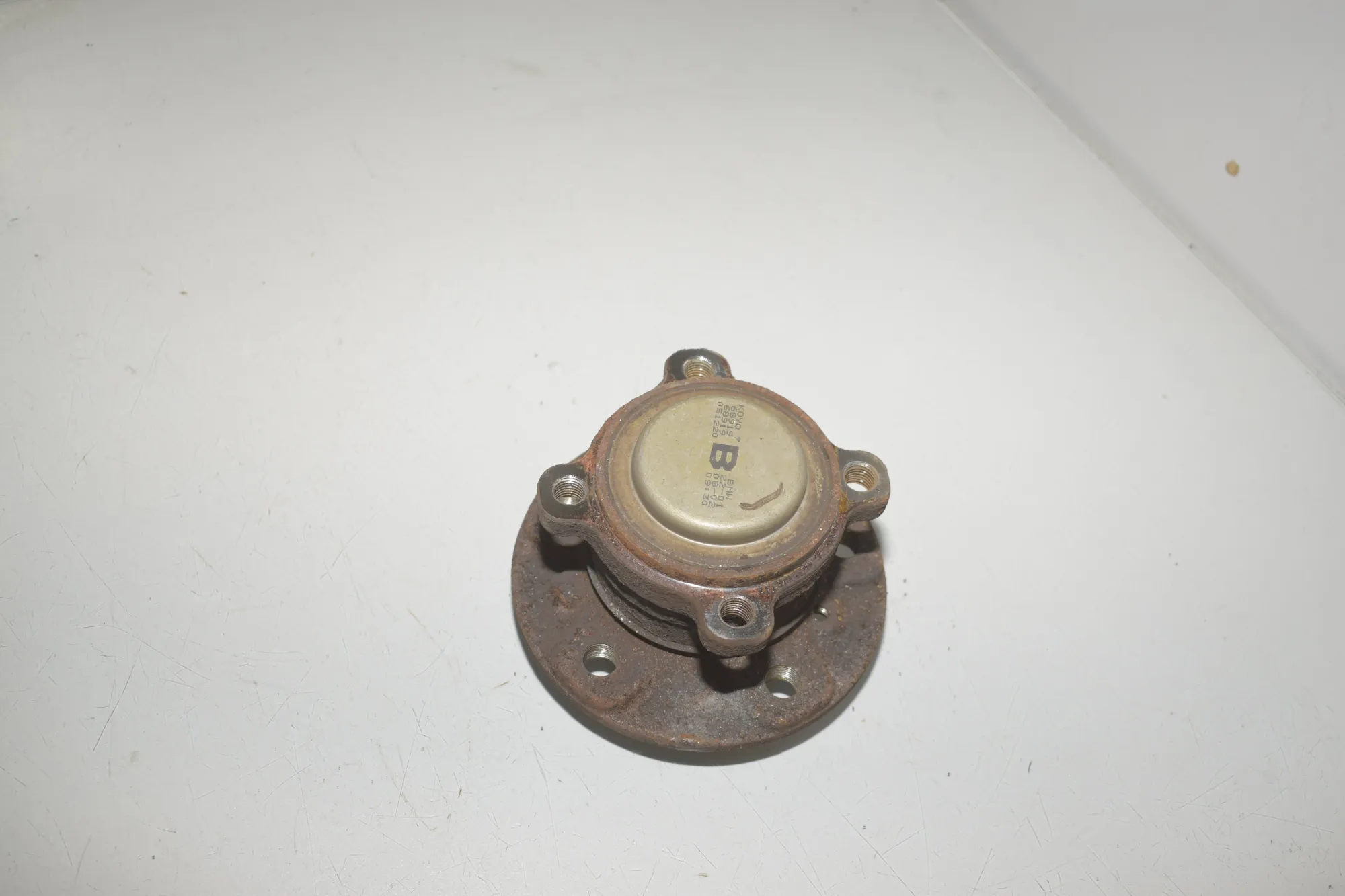 Rear Left Wheel Bearing – OEM 6891921 · BMW 1 (F40) (2019 - -) (F40)118d 2021 – 4
