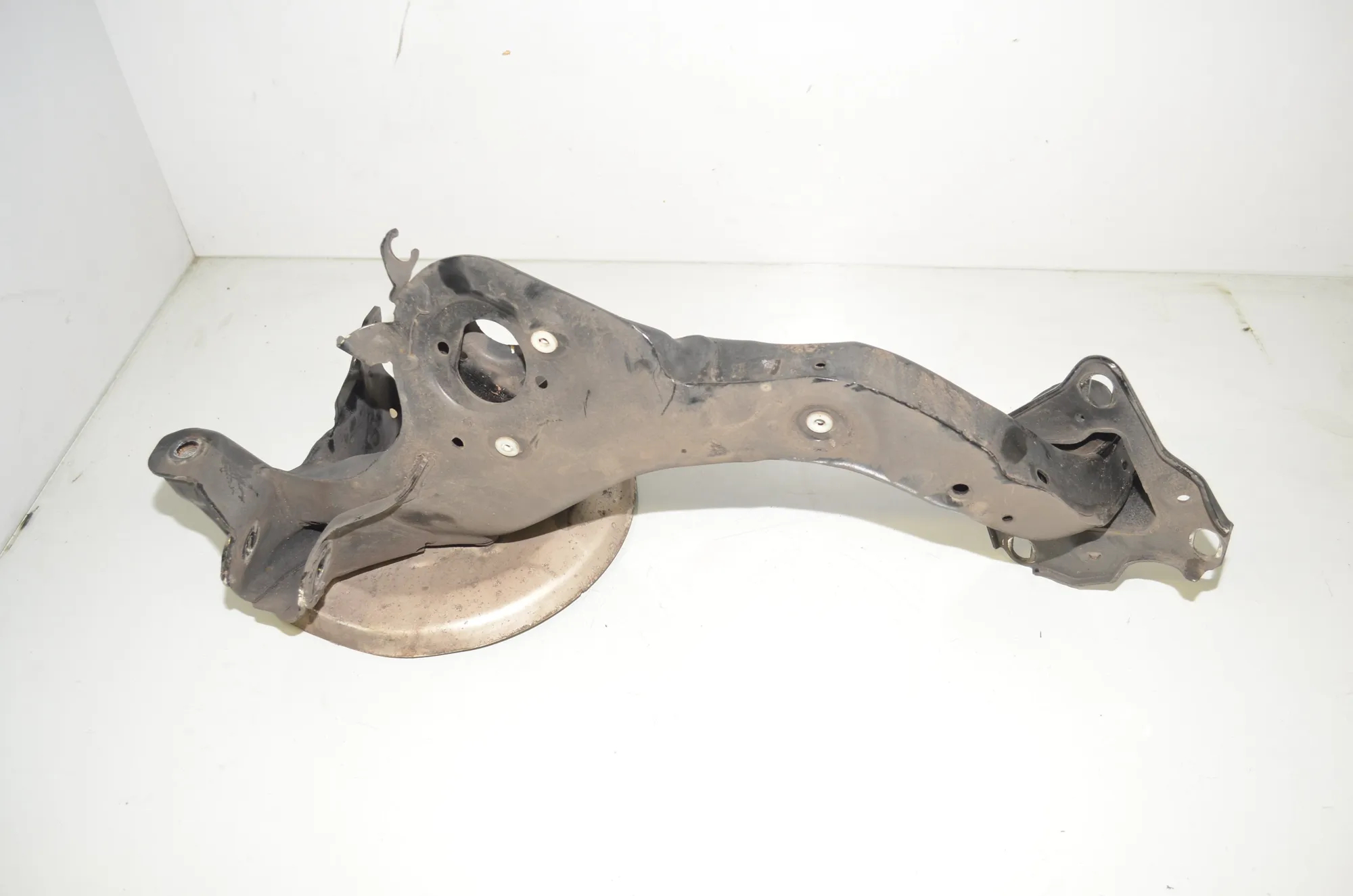 Rear Right Wheel Hub – OEM 8842880 · BMW 1 (F40) (2019 - -) (F40)118d 2021 – 4